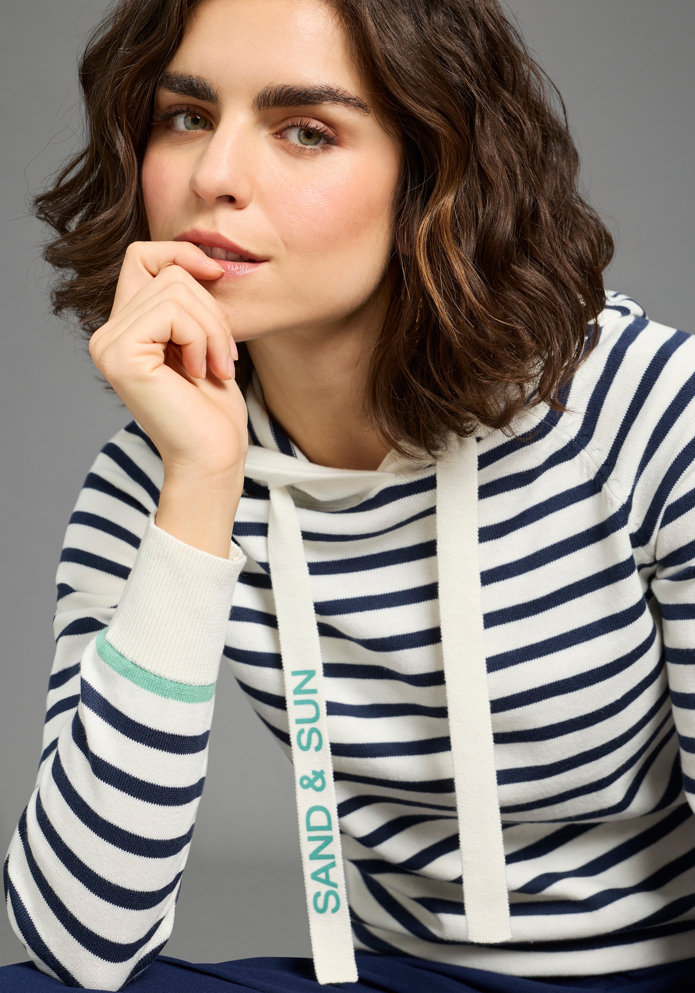 Thumbnail - Laura Scott Kapuzenpullover leichter Übergangspullover mit modernen Streifen