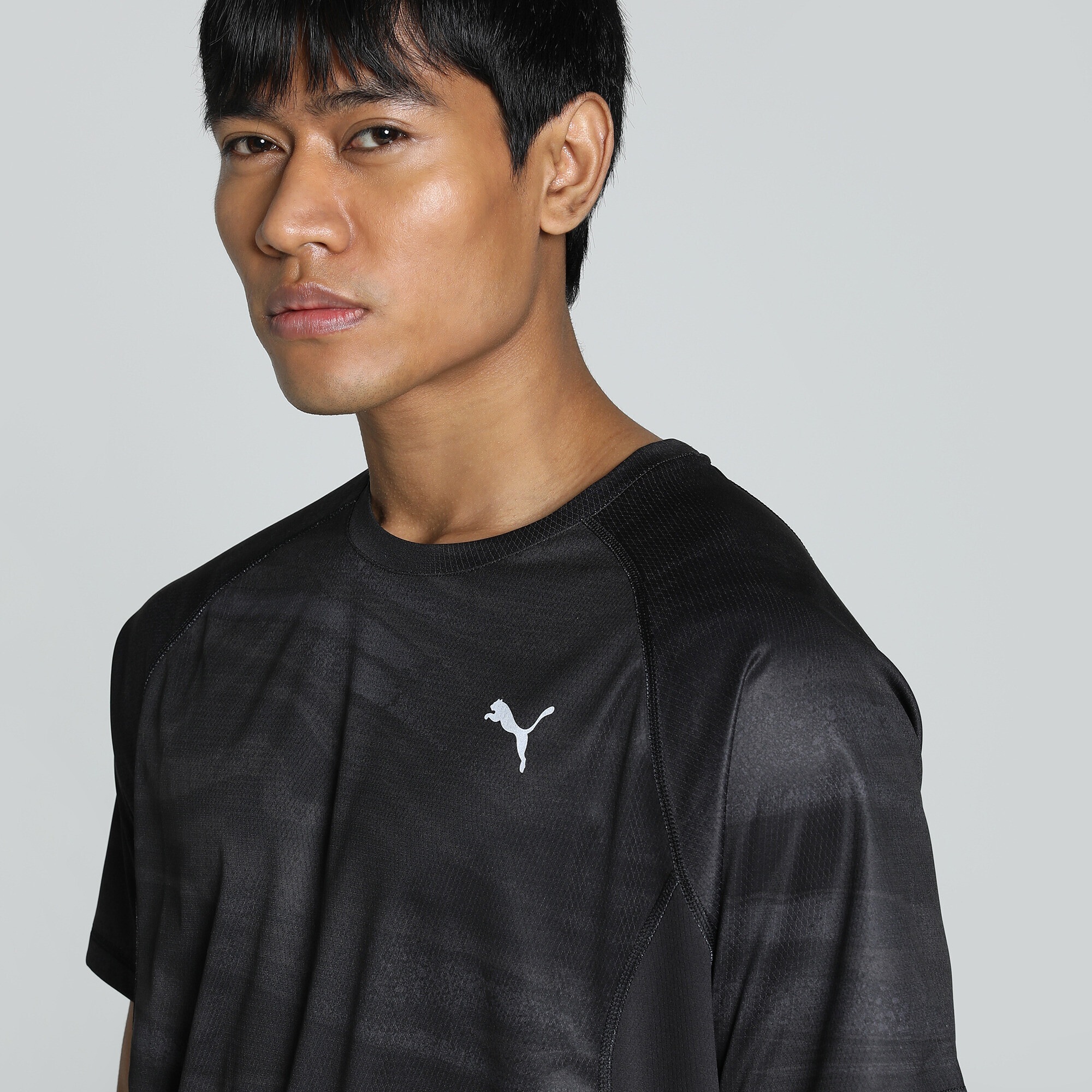 PUMA Laufshirt »VELOCITY Lauf-T-Shirt mit Allover-Print Herren«