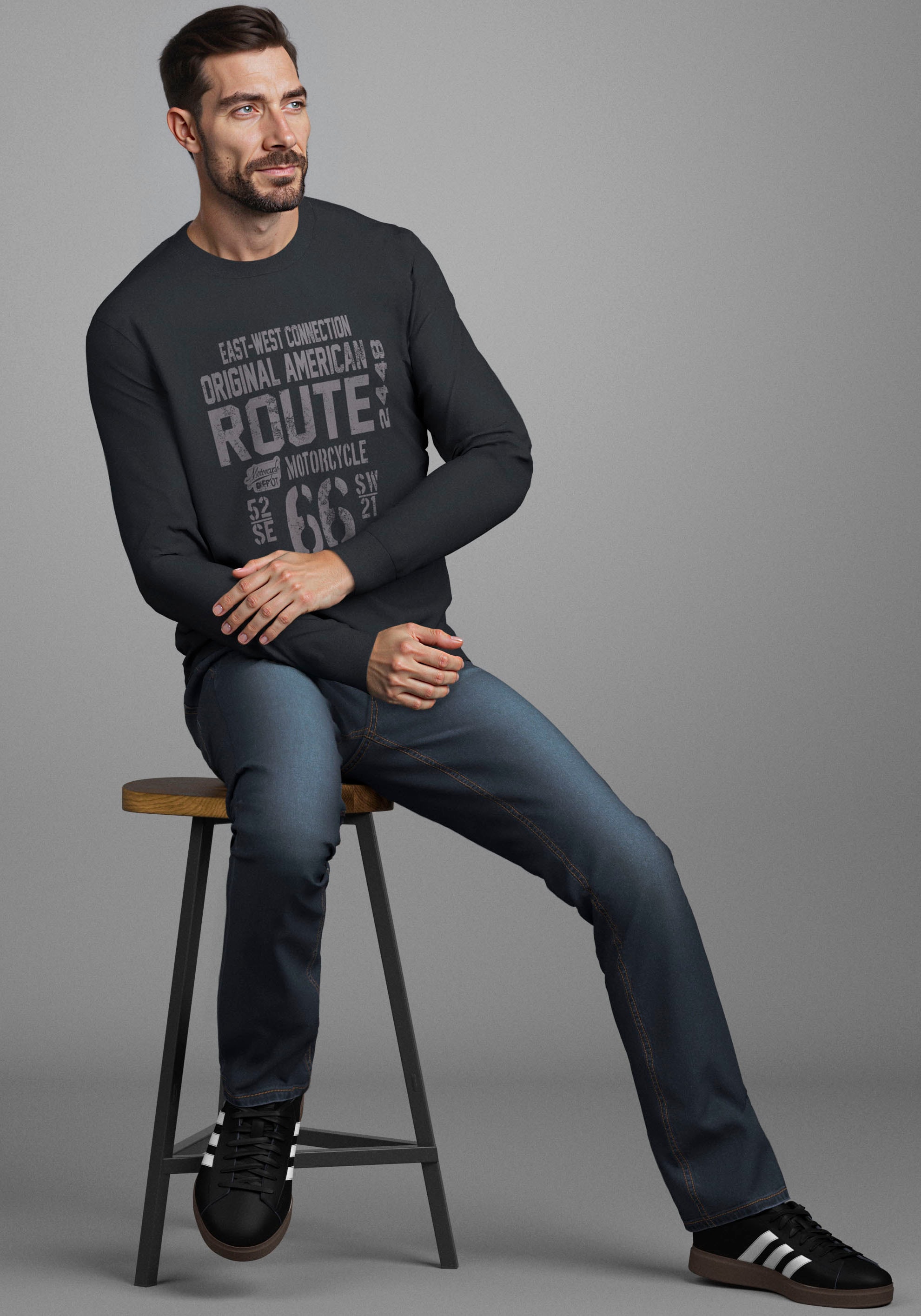 Bruno Banani Straight-Jeans »Hutch« gerade Beinform,  teilweise mit modischen Destroyed-Effekten,