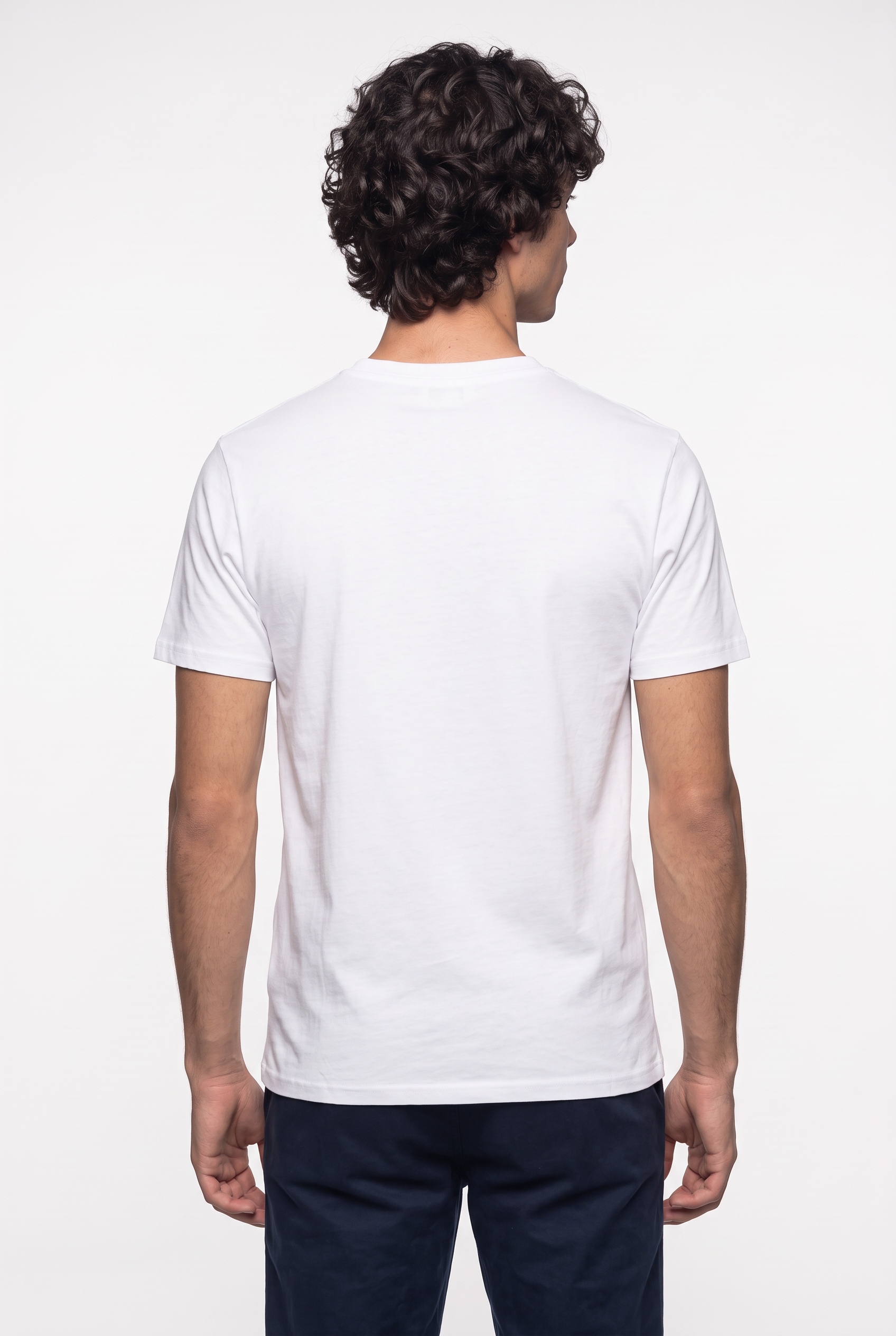 Ellesse T-Shirt »SL PRADO TEE« mit Logodruck, Kurzarm, schmale Basic-Passform, hüftlange Schnittform
