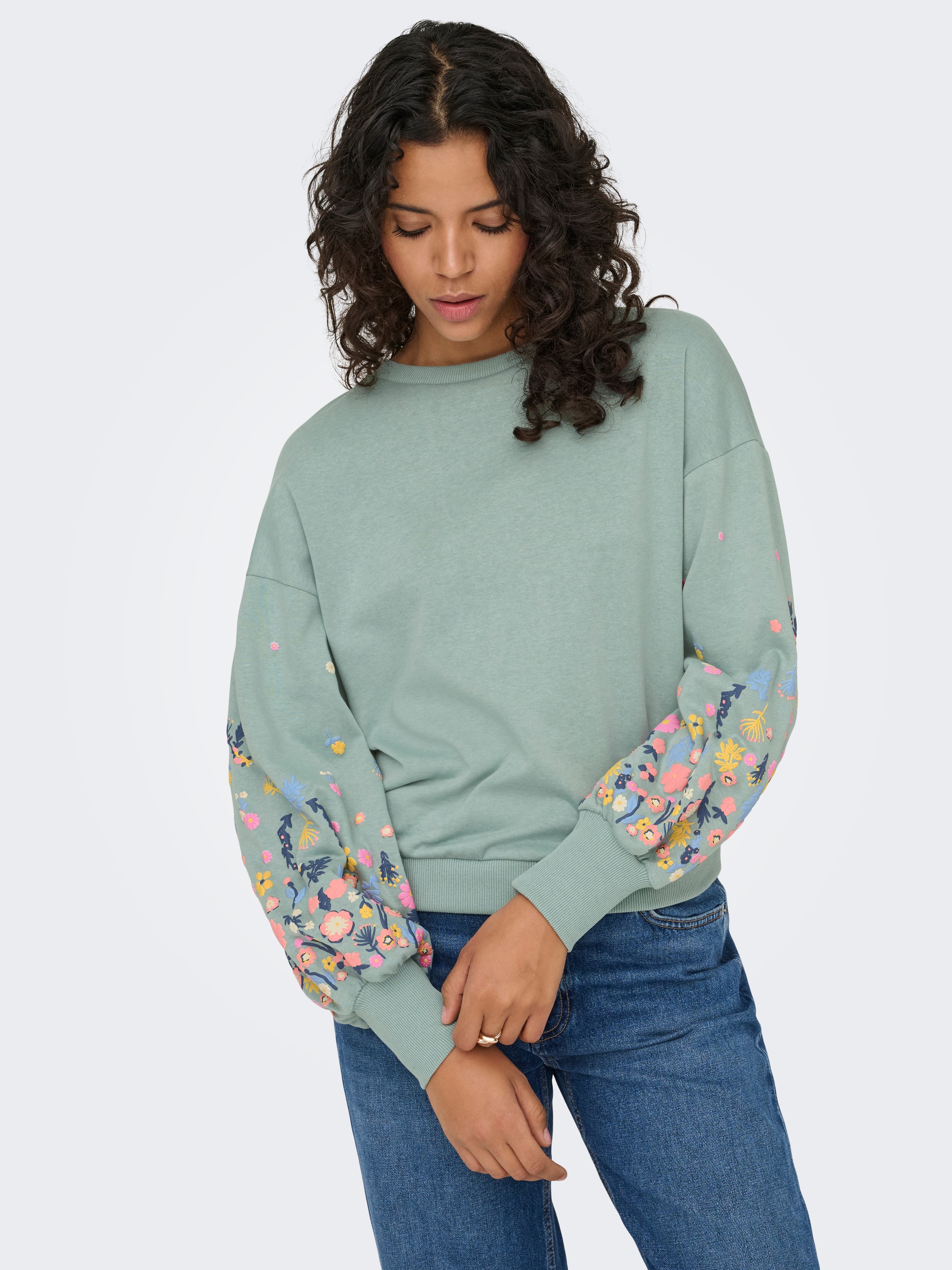 ONLY Sweatshirt "ONLBROOKE L/S O-NECK FLOWER SWT", Baumwollmischung, regula günstig online kaufen