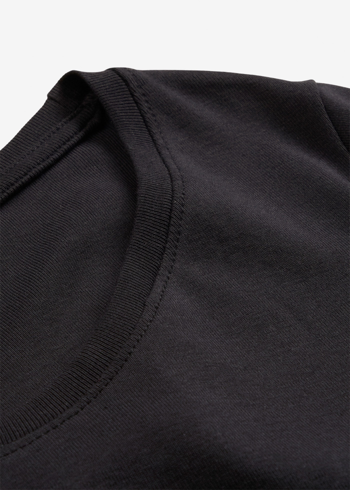 bonprix Langarmshirt leicht taillierte Passform, Rundhalsausschnitt, aus reiner Baumwolle