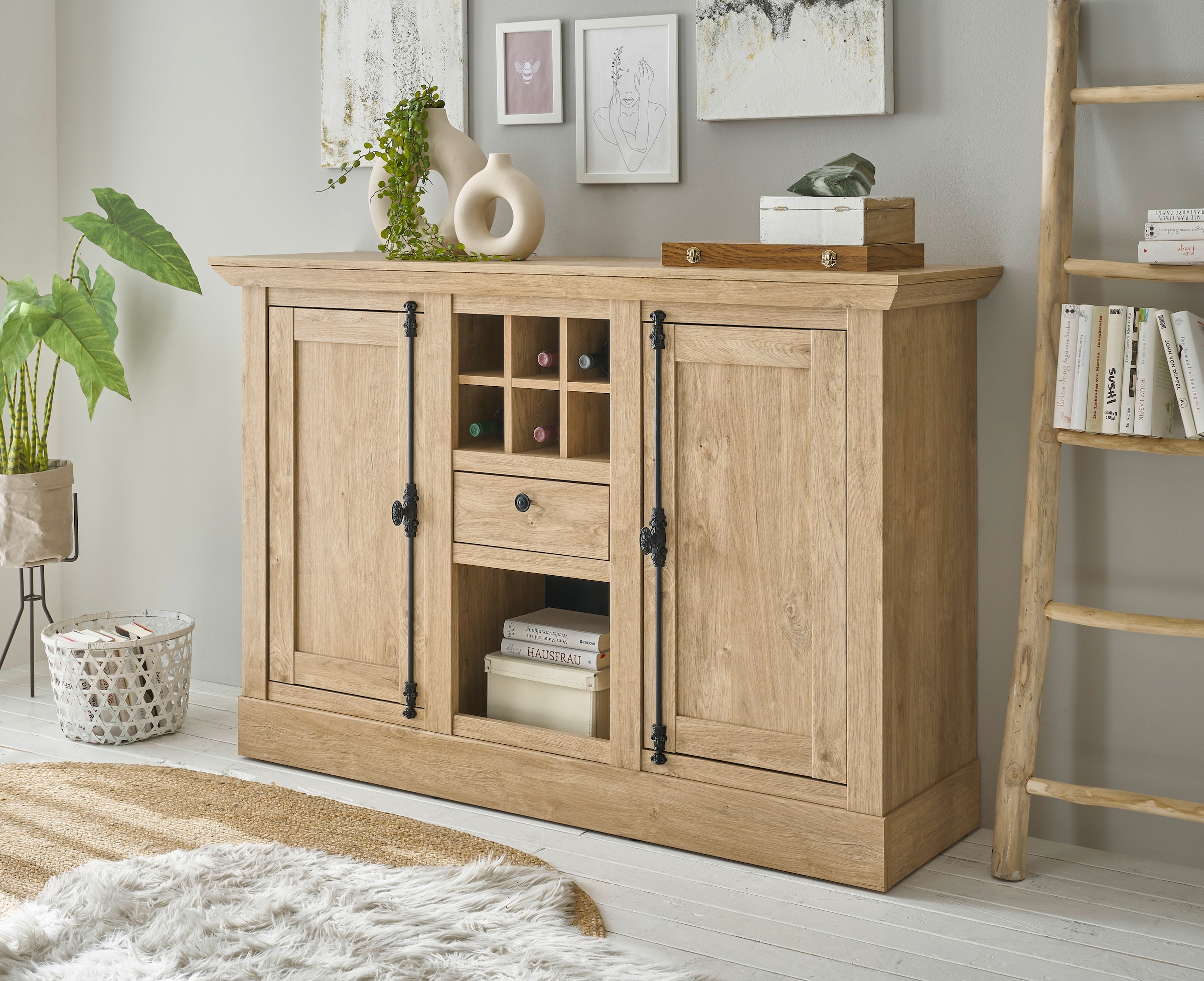 Home affaire Highboard "Cornwall, Kommode im Landhausstil, Schrank, Sideboard, Eiche Dekor", (1 St.), verschnörkelte Met