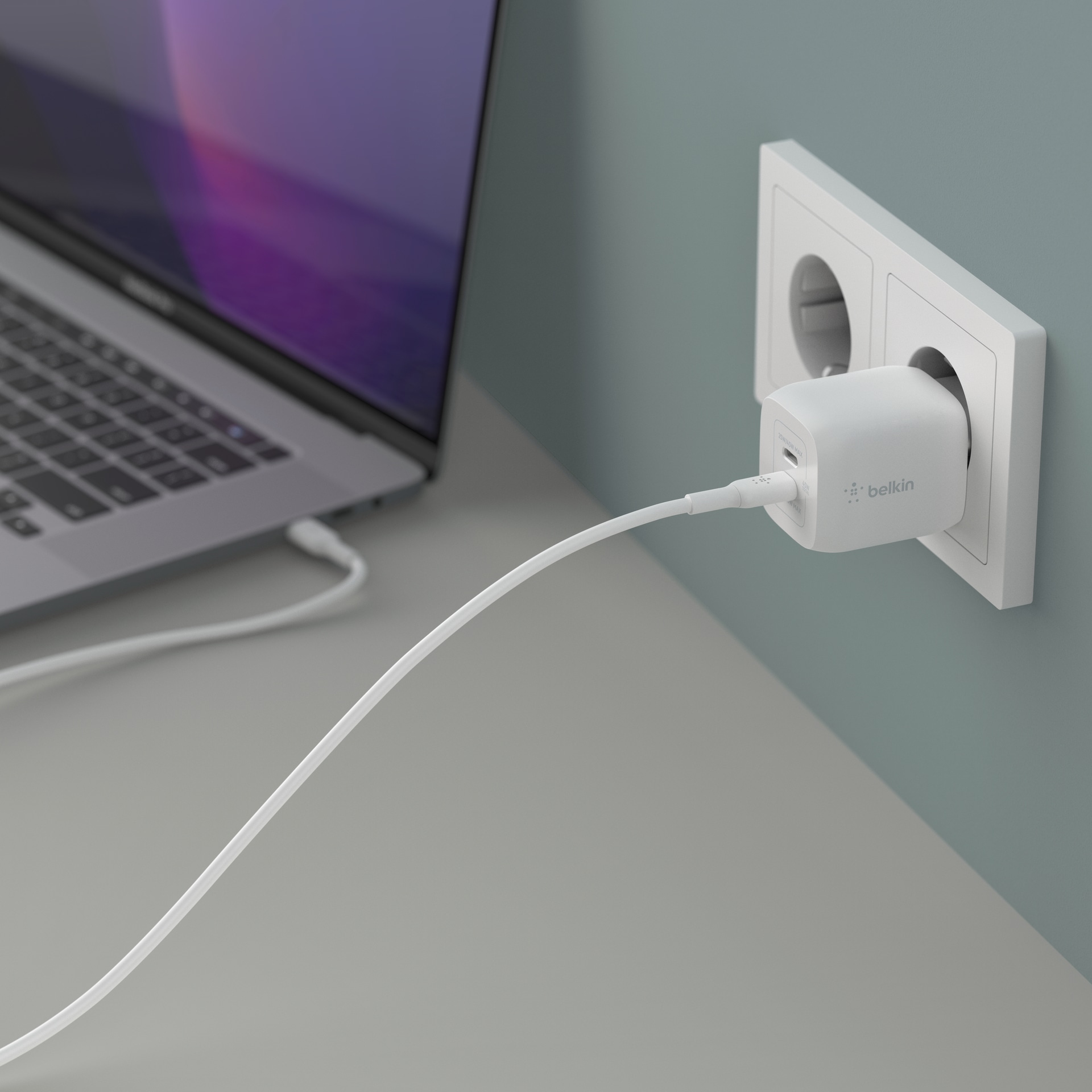Belkin USB-Ladegerät »BoostCharge Pro 45 Watt Dual USB-C GaN Charger«, Ladegerät mit 2x USB-C Anschlüssen (Laptops, Tablets, Smartphones)