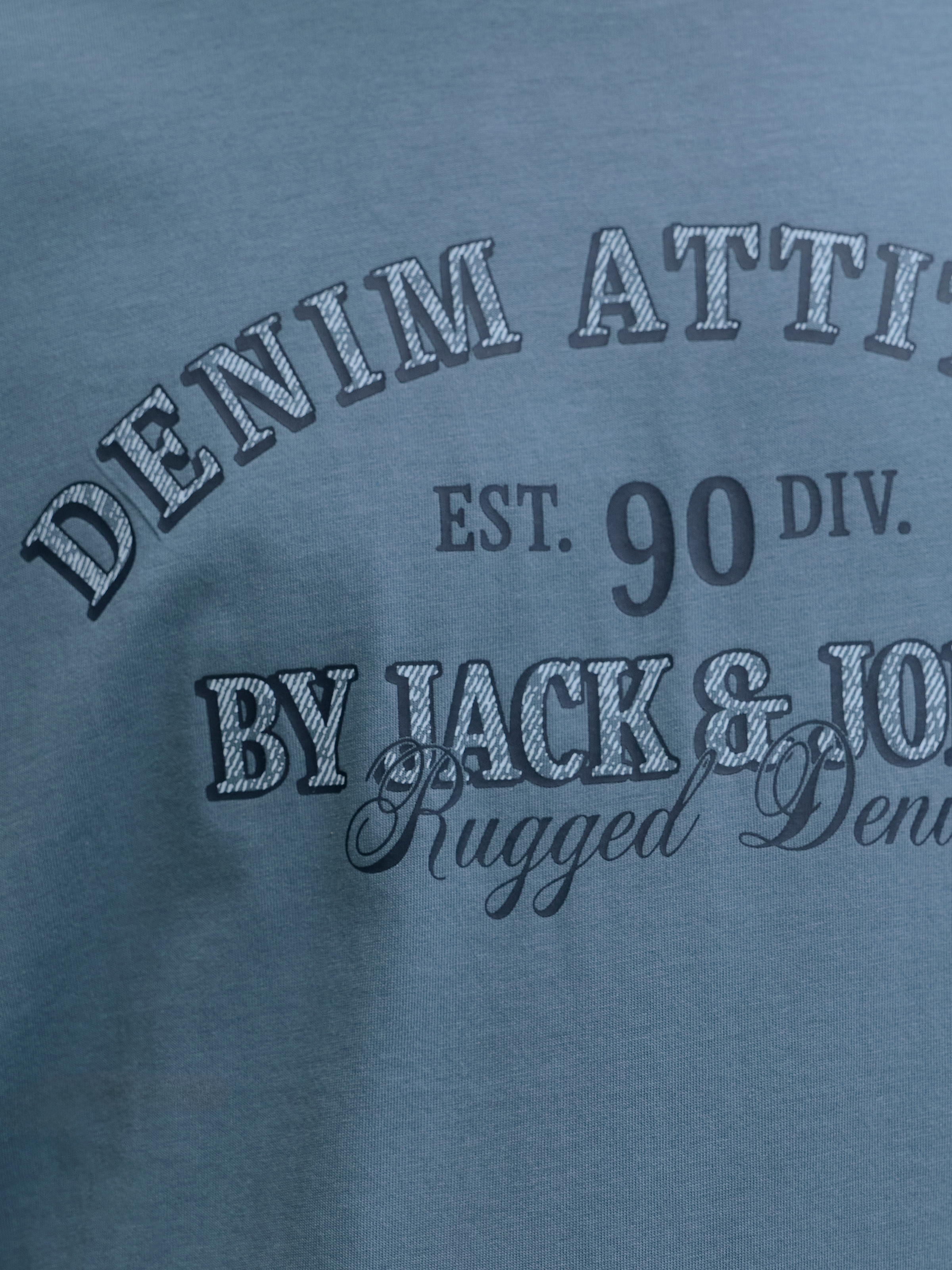 Jack & Jones Rundhalsshirt »JJEDENVER GRAPHIC TEE SS O-NECK SN« mit Logobranding