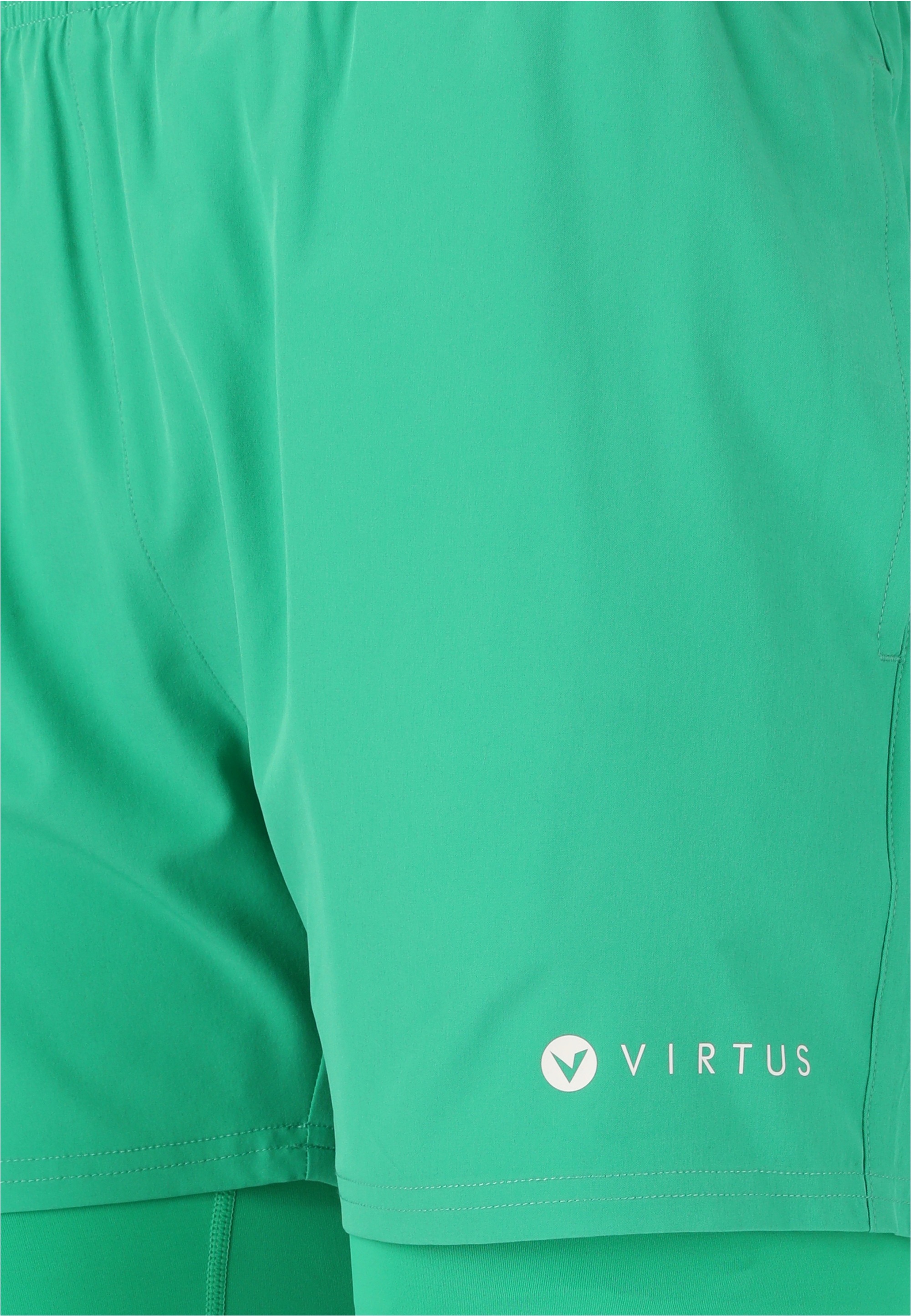 Virtus Shorts »Zayne«  mit 4-Wege-Stretch und Innenhose