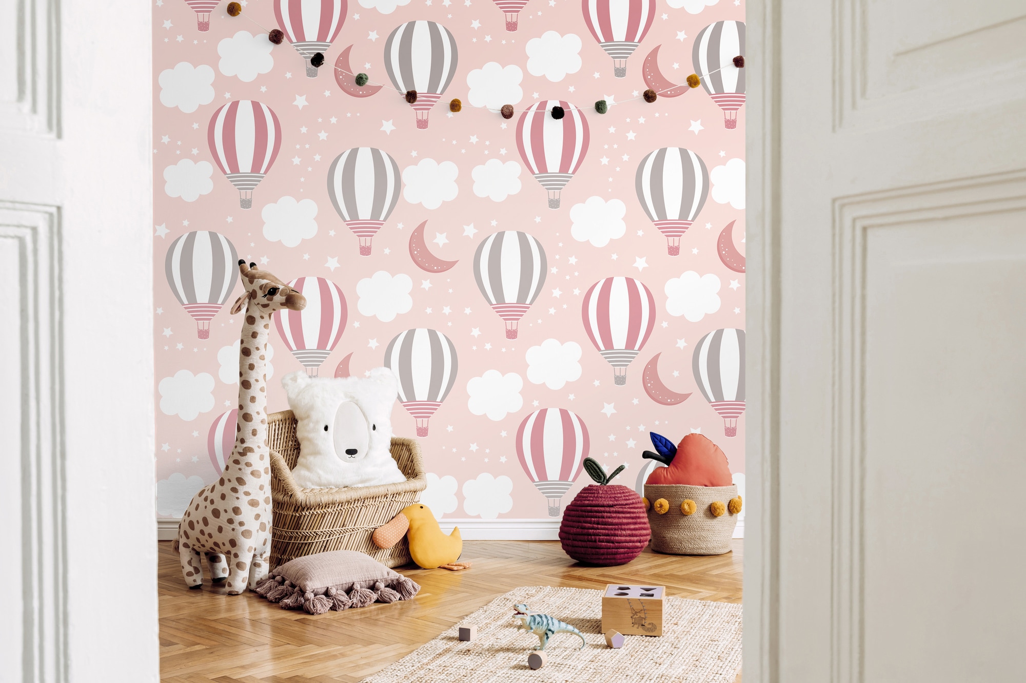 living walls »LIMITED – Heißluftballons Fototapete« Comic | Motiv | minimalistisch leicht strukturiert Verspielte Heißluftballons als großformatiges Kinderzimmermotiv