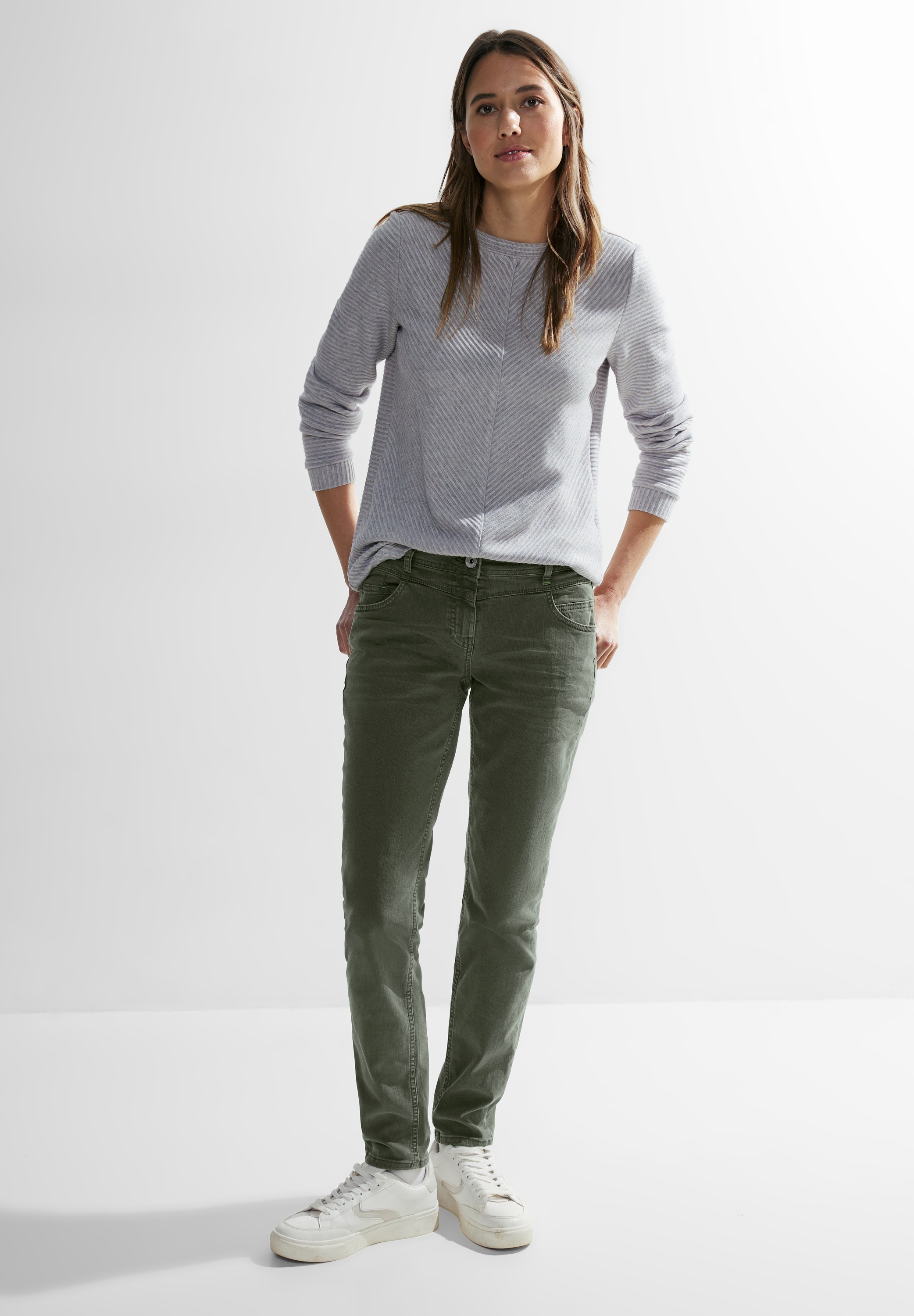 Cecil Comfort-fit-Jeans, im Colour Look