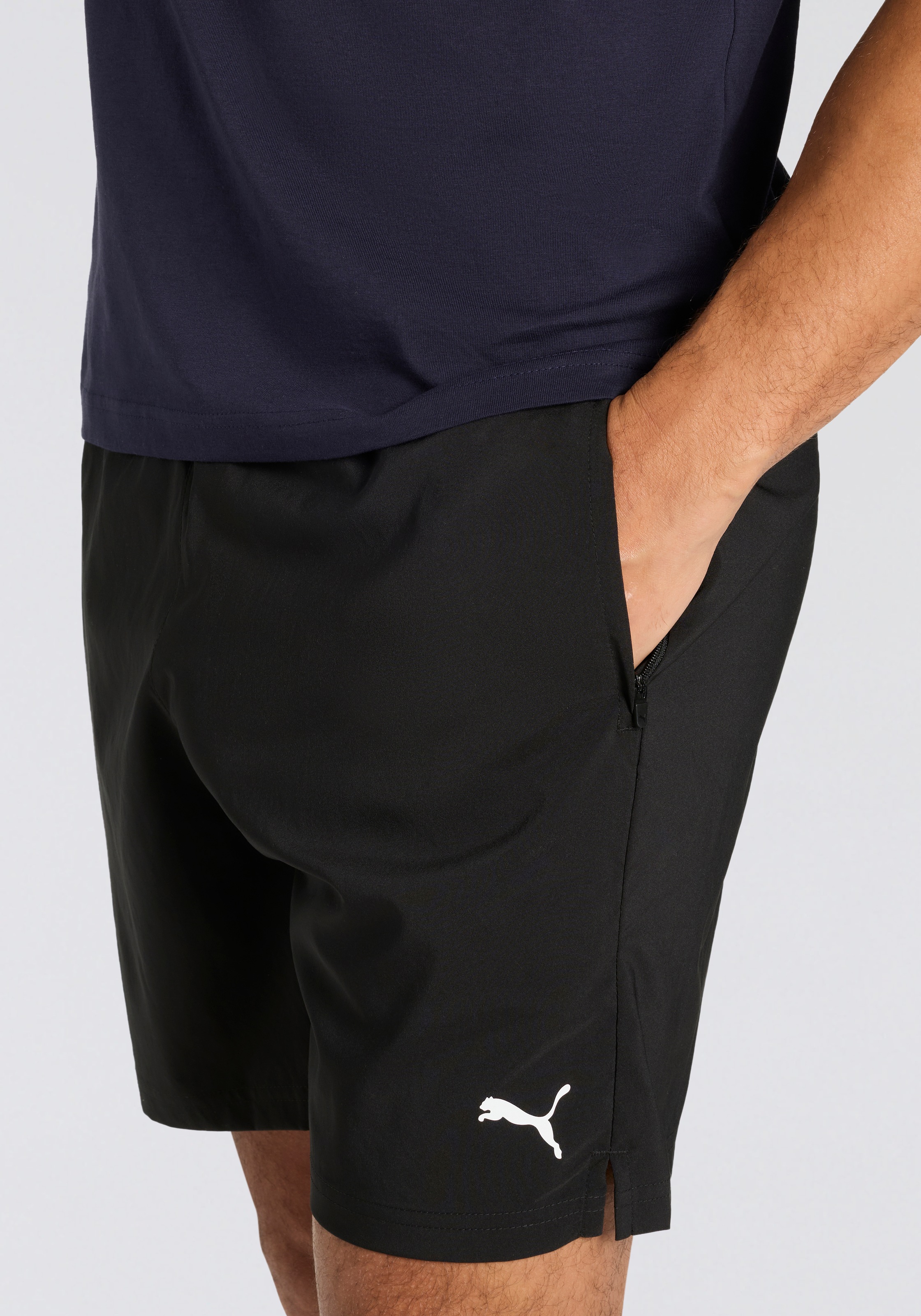 PUMA Trainingsshorts »M TAD FOUNDATIONS 7" WOVEN SHORT W/ ZIP POCKETS«