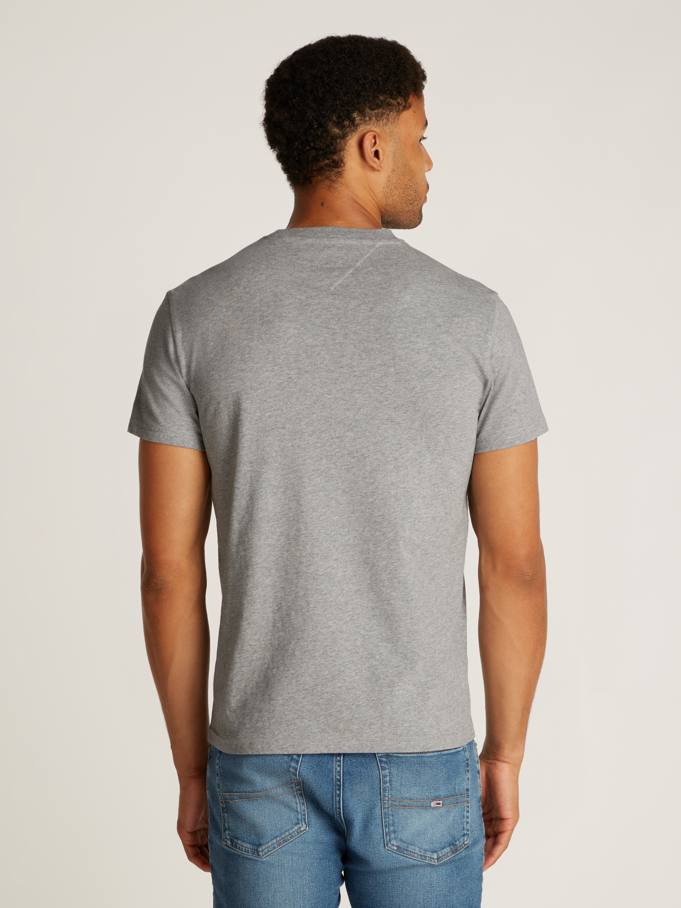 Tommy Jeans "TJM SLIM LINEAR CHEST SS TEE EXT" mit Logodruck günstig online kaufen
