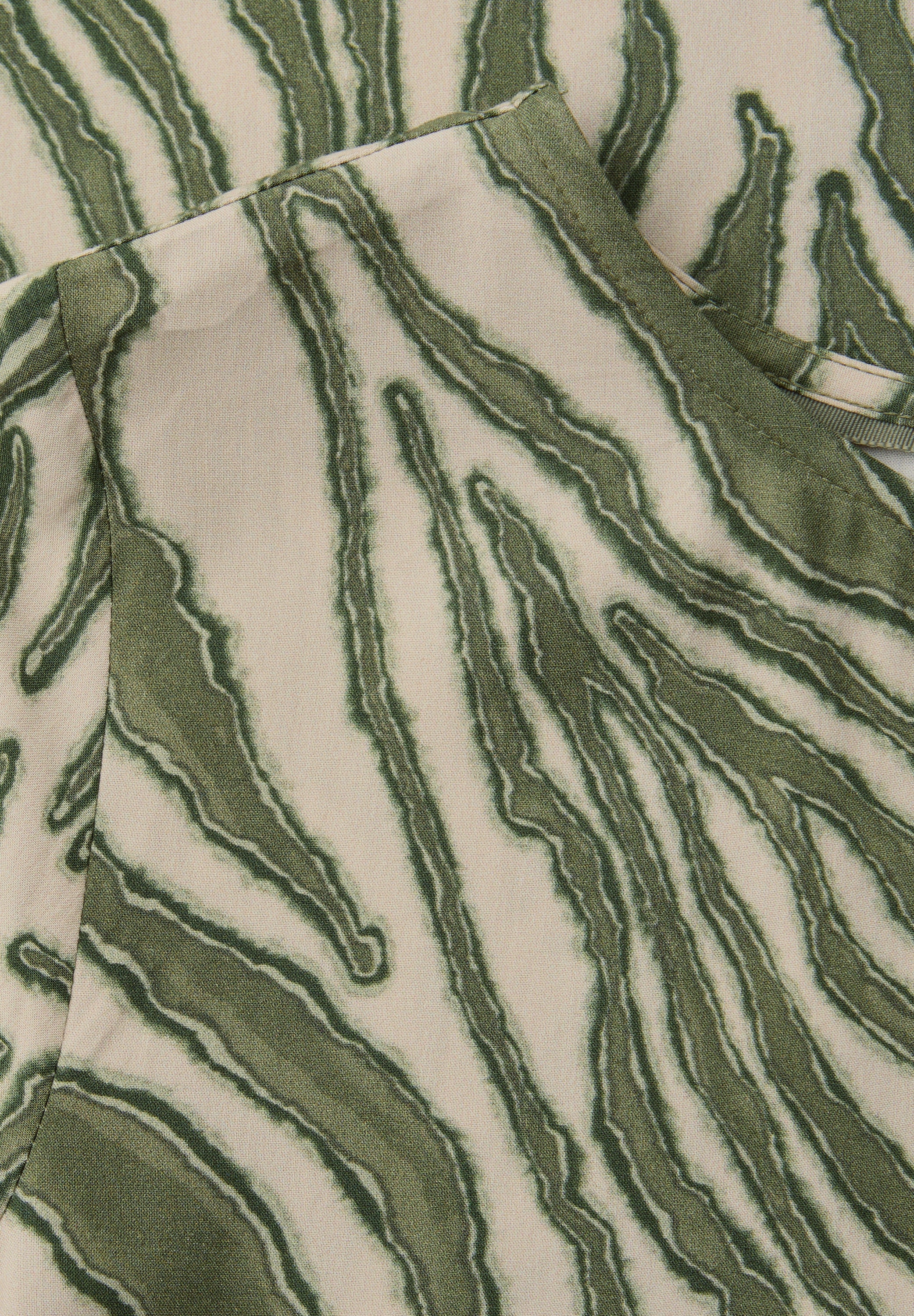 STREET ONE STUDIO Kurzarmbluse aus softer Viskose