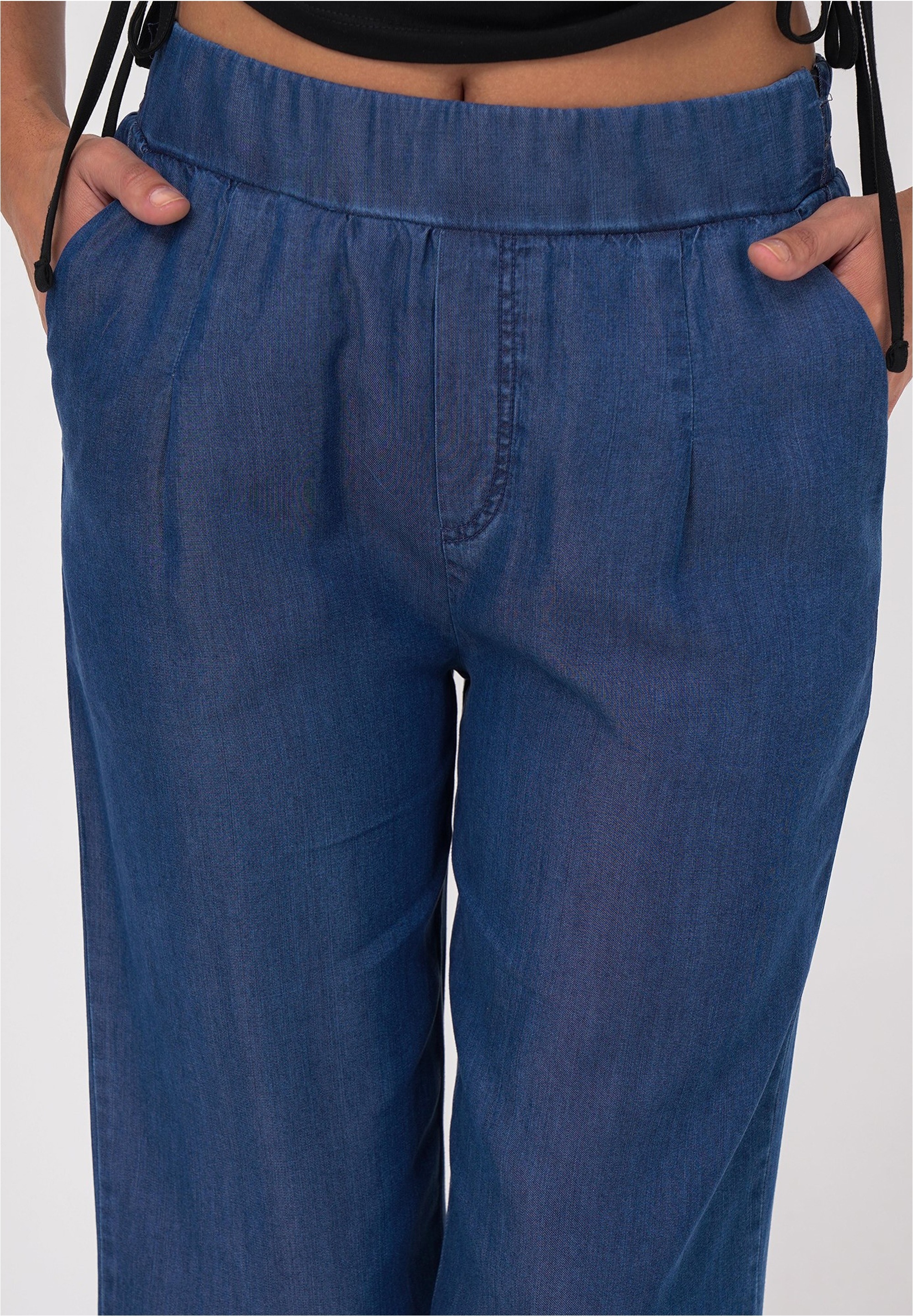 freshlions Stoffhose »Pamela«, (1 tlg.), in klassischem Design