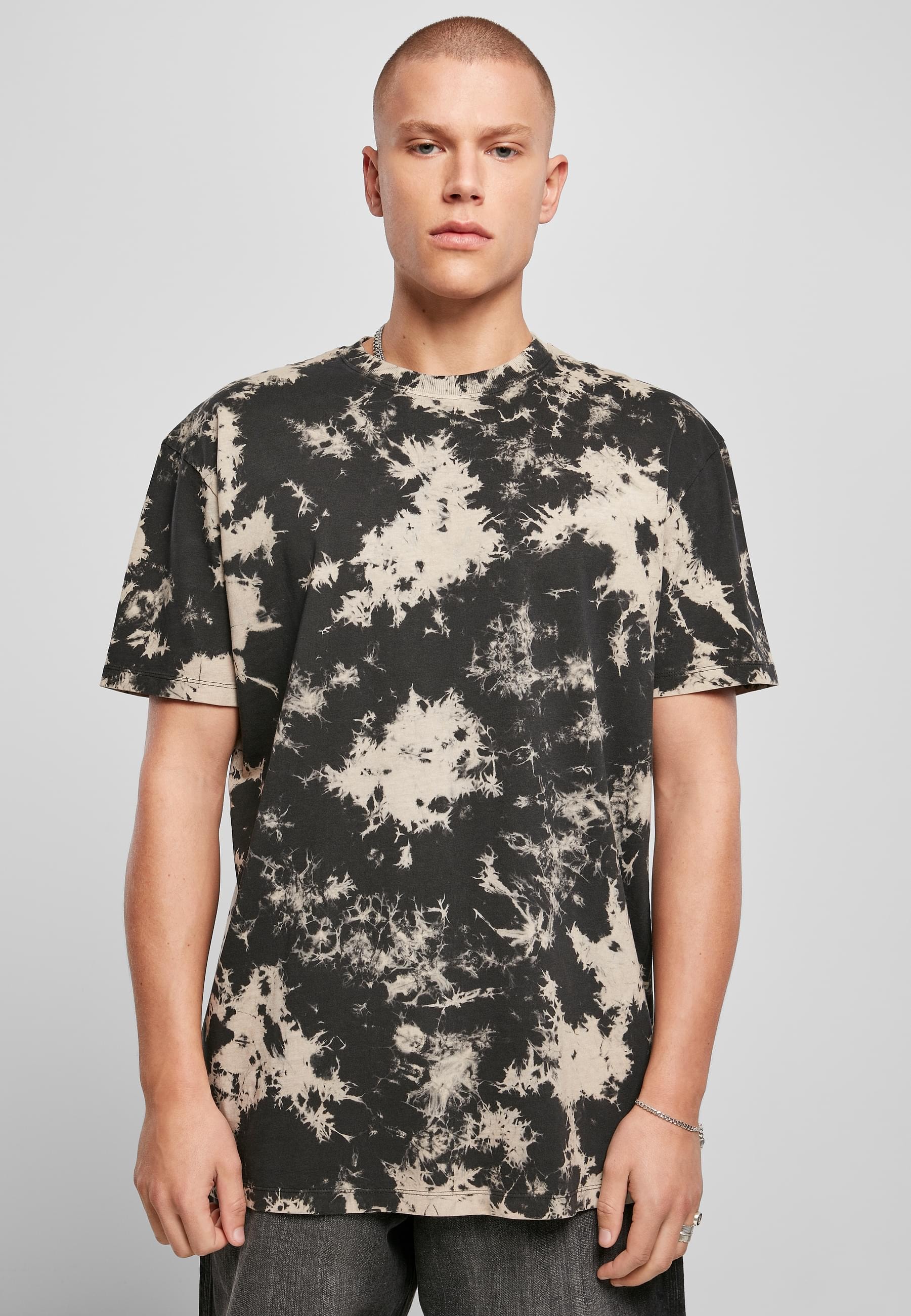 URBAN CLASSICS T-Shirt »Urban Classics Herren Oversized Bleached Tee«, (1 tlg.)