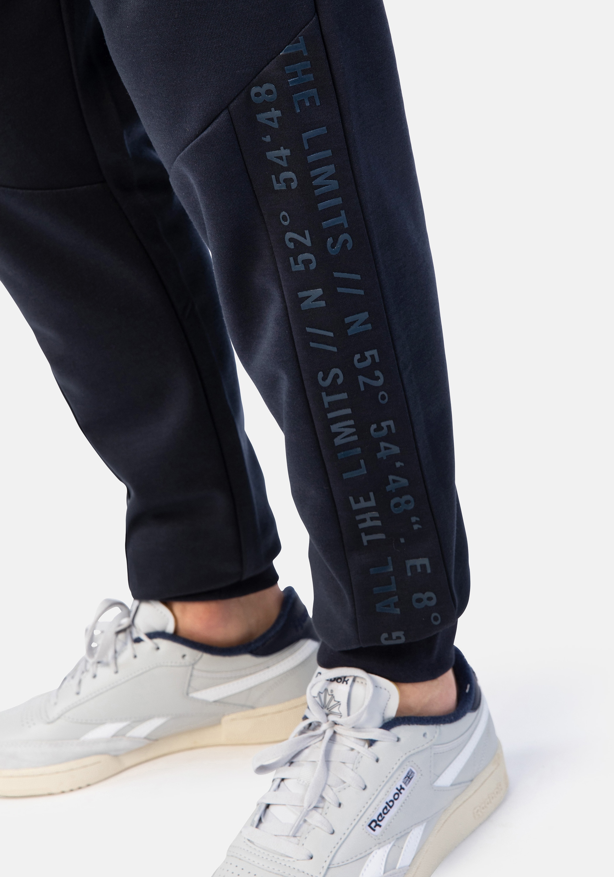 HERO by John Medoox Sporthose »High Tech - Sweat Hero by John Medoox Jogginghose«, Sporthose Tapered Fit Sport Funktionsqualität für Herren