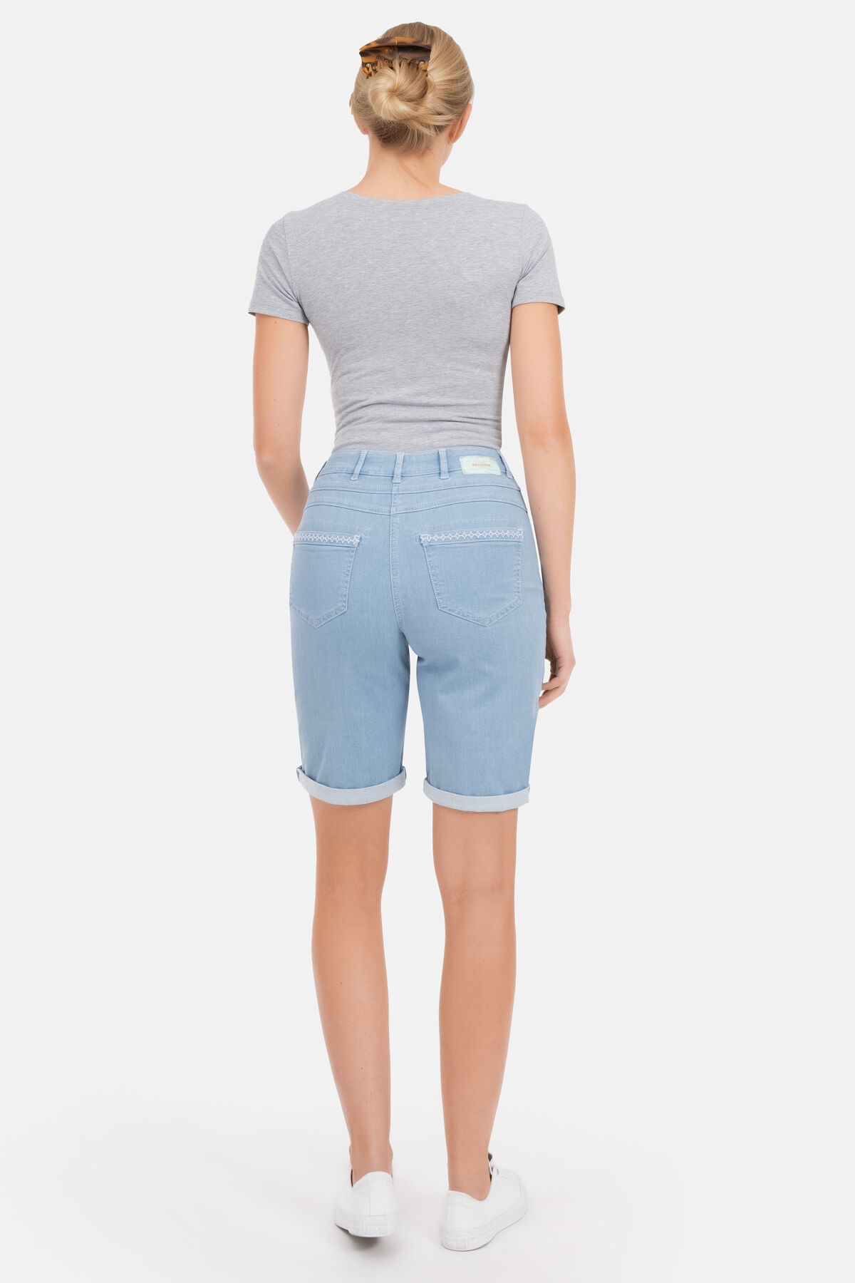 Recover Pants Jeansbermudas »CARLA«, mit filigraner Bordürenstickerei