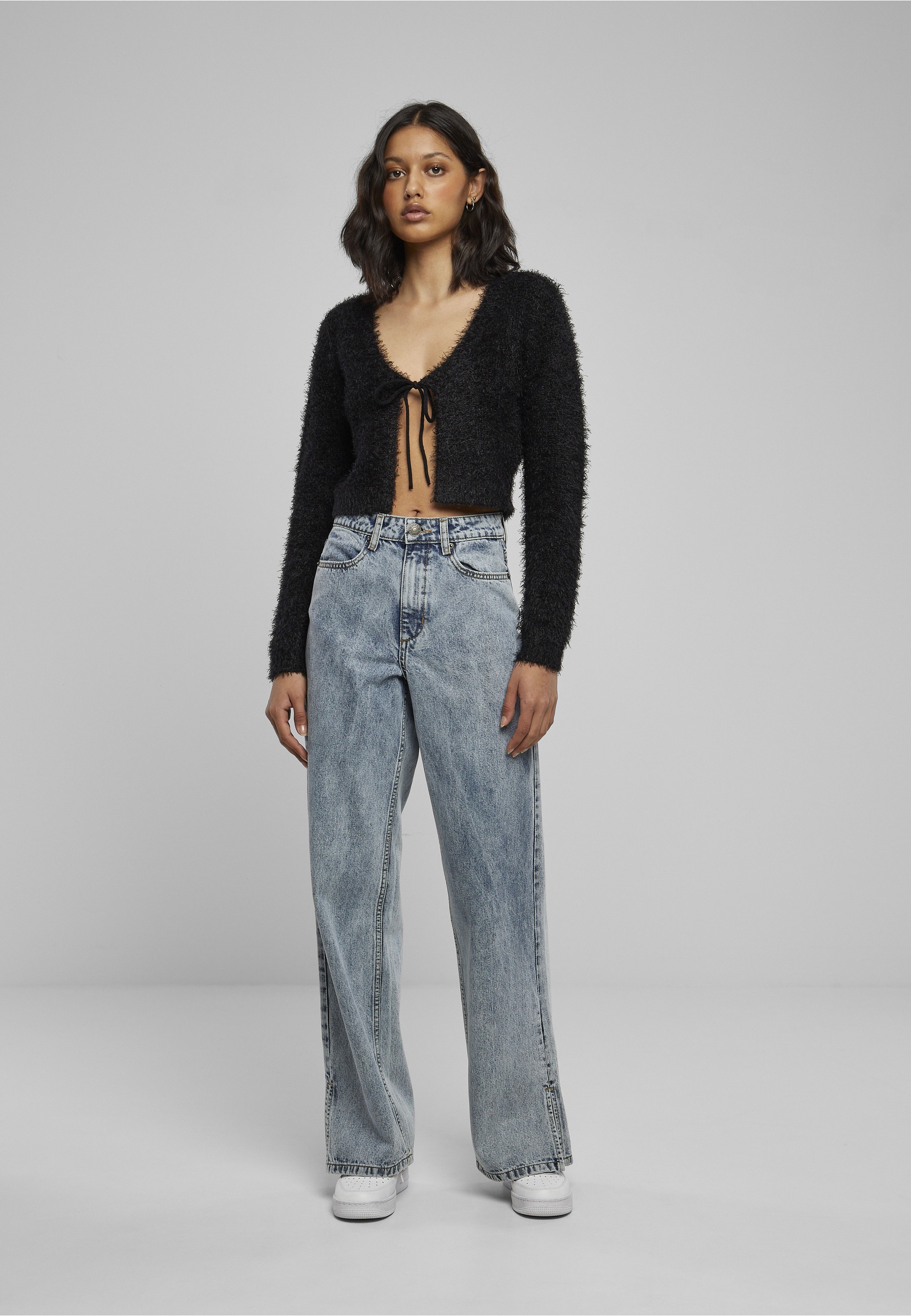 URBAN CLASSICS Strickjacke »Urban Classics Damen Ladies Tied Cropped Feather Cardigan« 1 Stk.