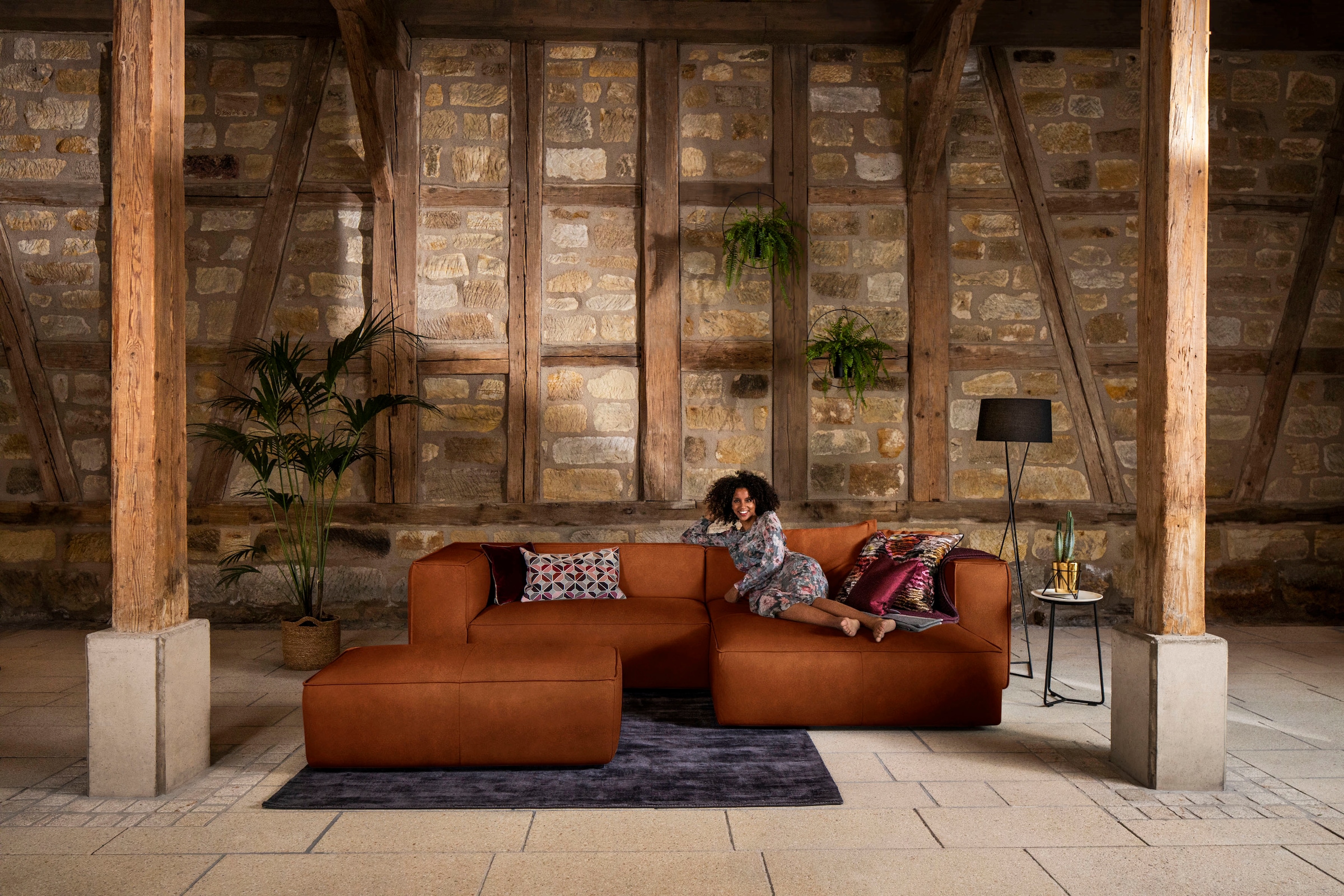 W.SCHILLIG Ecksofa "around-the-block" inklusive Hocker, mit eleganter Biese günstig online kaufen