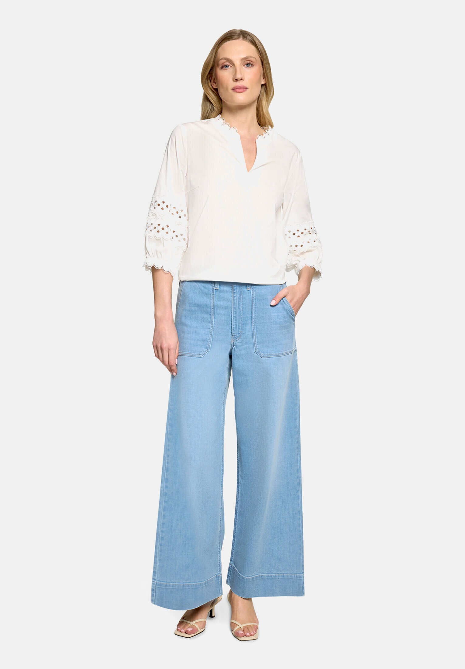 Betty&Co Schlupfbluse "Damen mit Spitzeneinsatz"