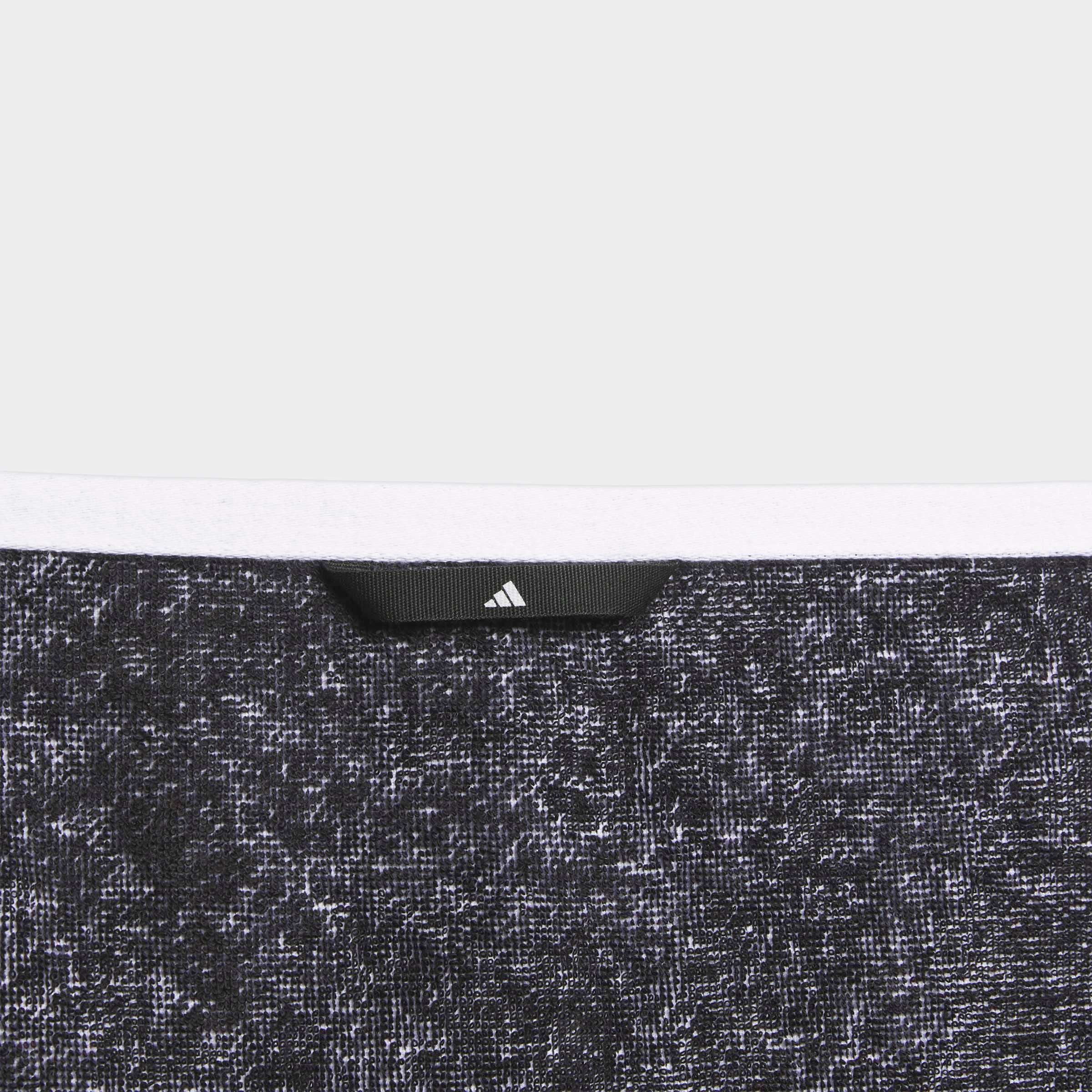 adidas Performance Handtuch »PERFORMANCE KLEIN« für Training und Alltag, kompakte Größe, gewebtes Finish