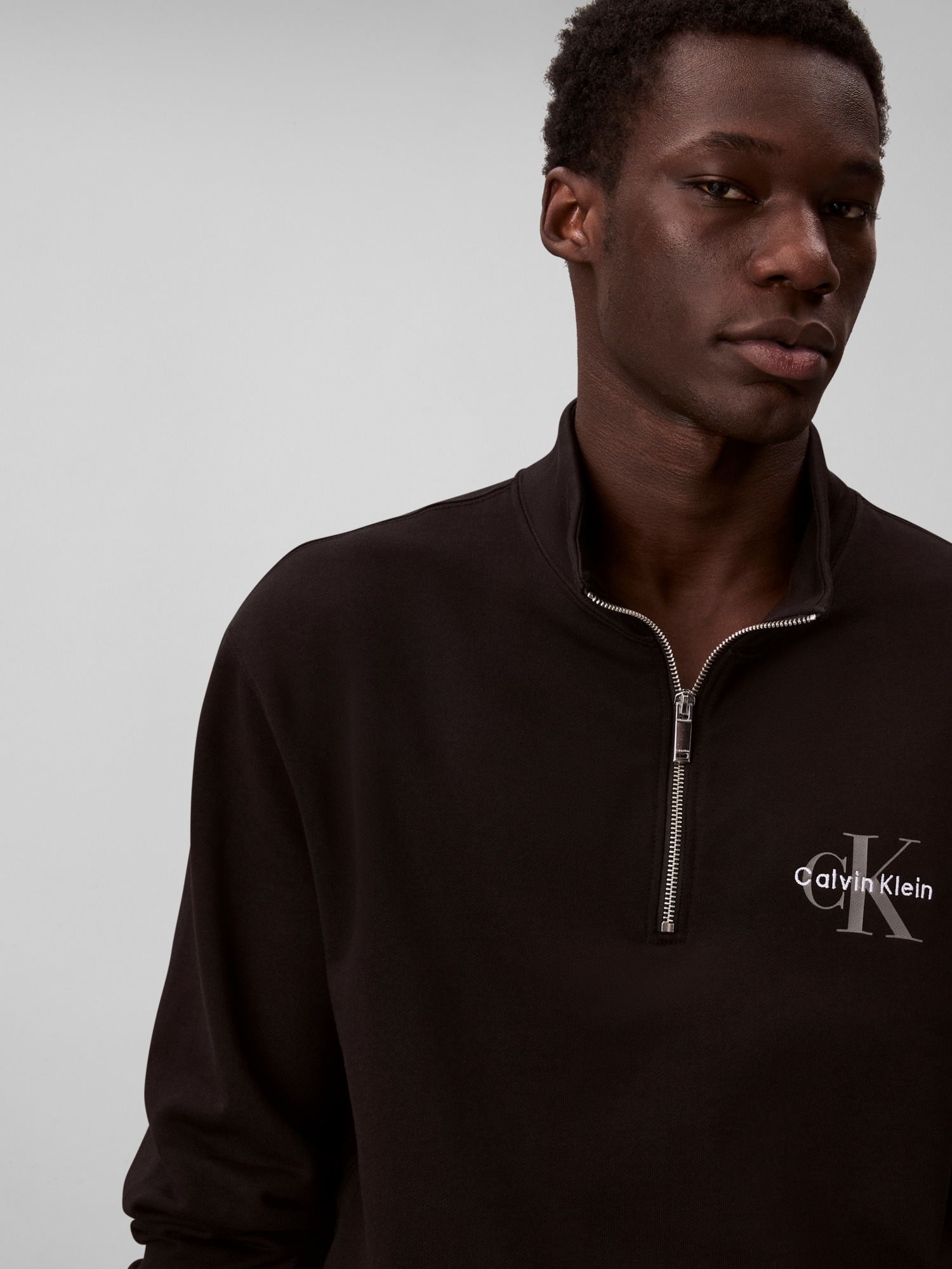 Thumbnail - Calvin Klein Jeans Sweatshirt "LS EU 350TERRY MICRO MONOLOGO QT" Regular fit, Stehkragen und Reißverschluss