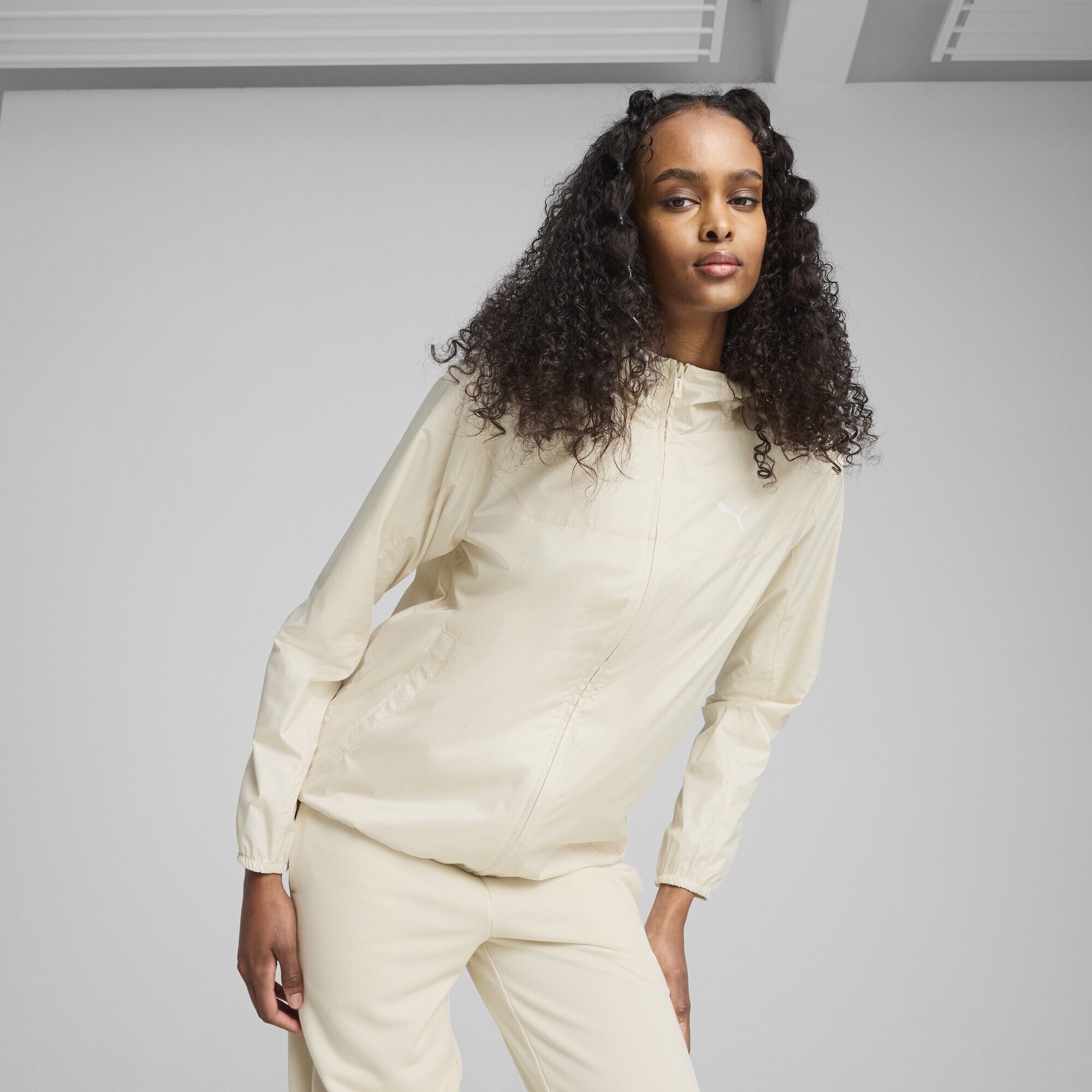 PUMA Windbreaker »Essentials Regular Windjacke Damen«