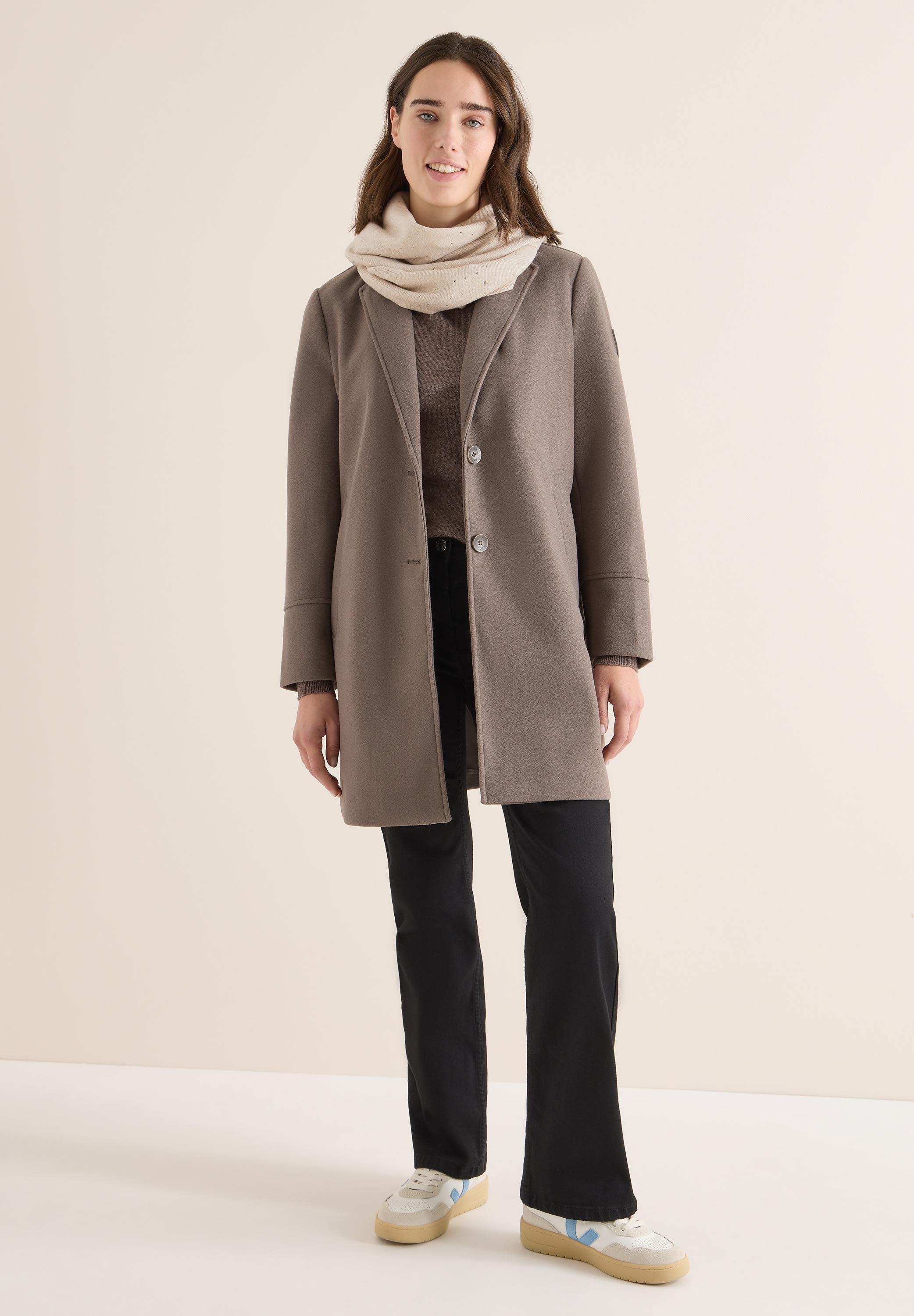 Thumbnail - Cecil Halstuch im dreieckigen Schnitt