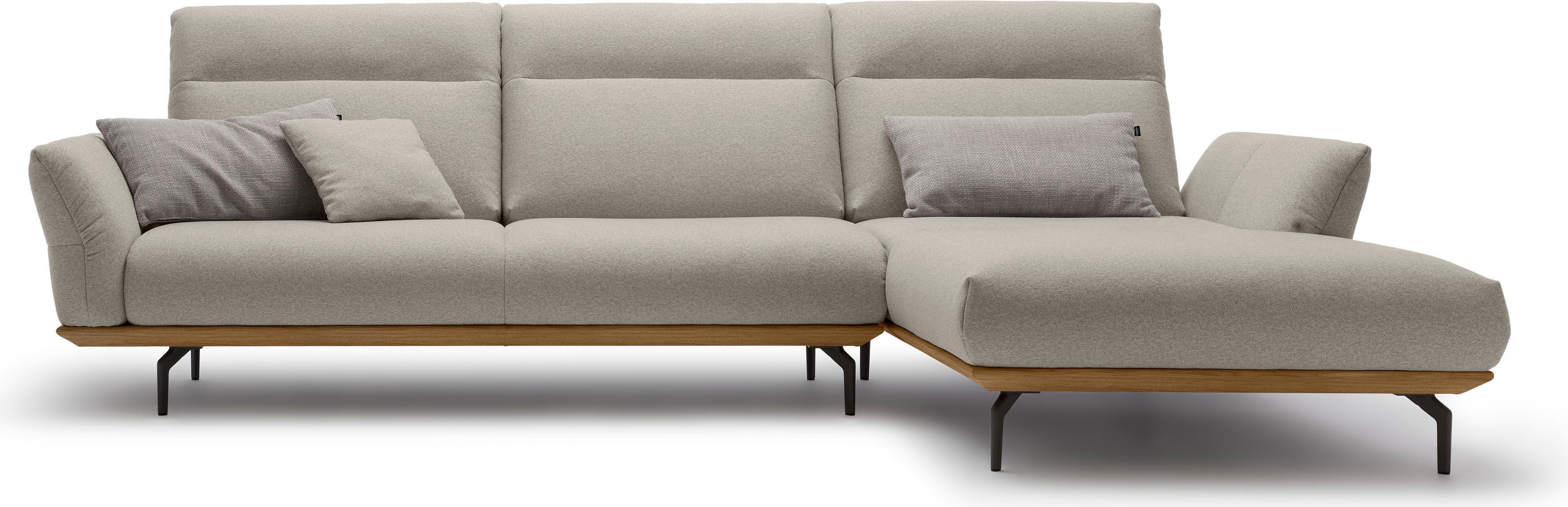 Creation BY ROLF BENZ Ecksofa "CR.460 Design-Sofa der Extraklasse, verstellbare Rückenlehne, L-Form" Sockel in Nussbaum, Winkelfüße in Umbragrau, Breite 318 cm