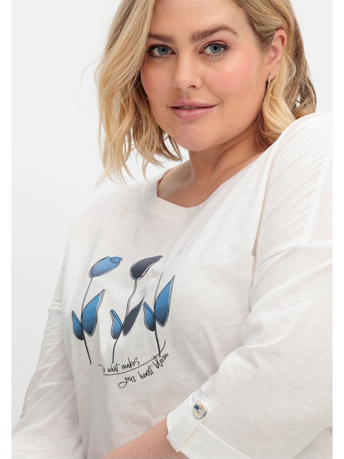 Sheego T-Shirt Größen«, BAUR Blumen-Frontdruck für mit kaufen | »Große