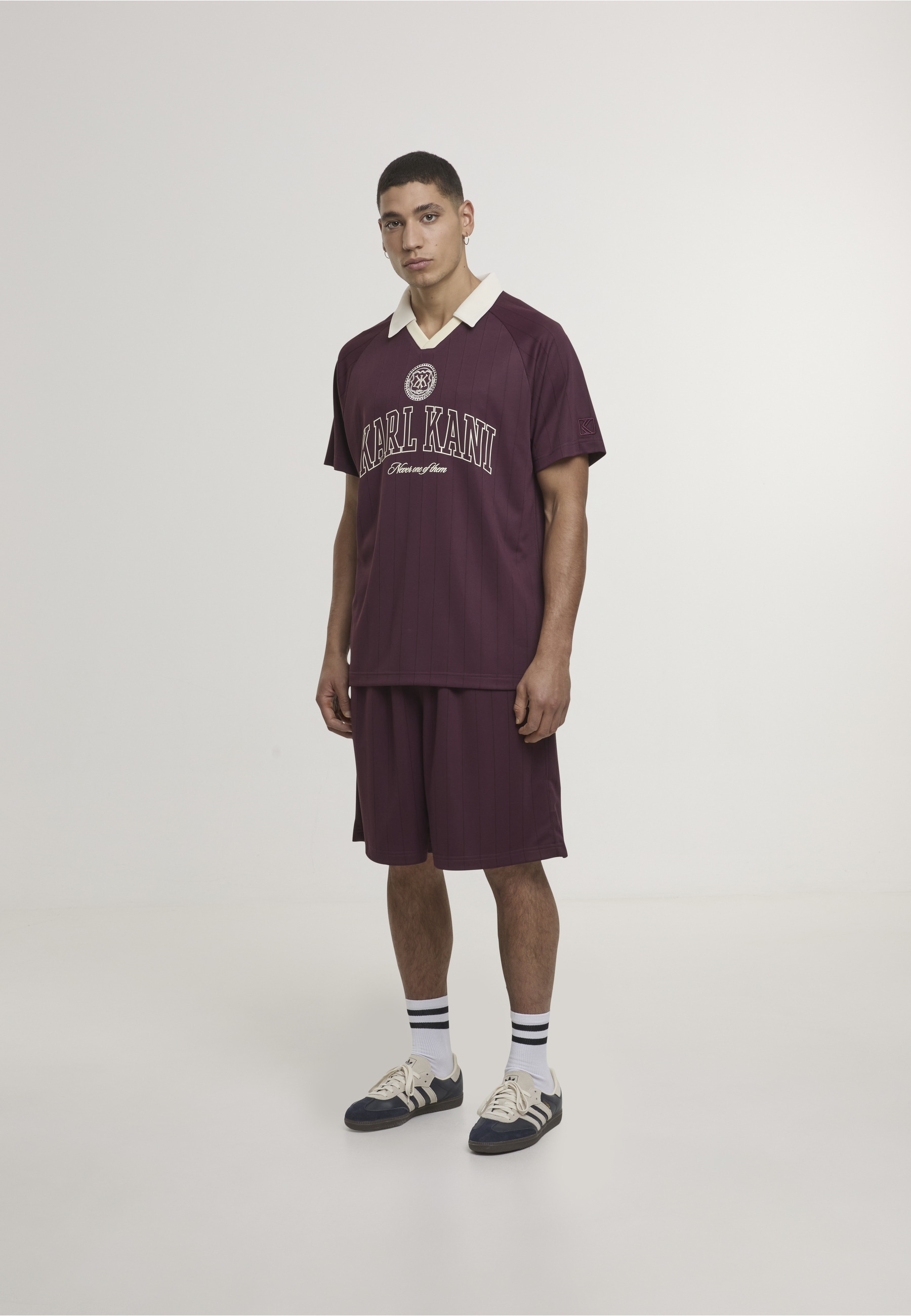 Karl Kani T-Shirt »Karl Kani Heritage Emblem Shadow Pinstripe Soccer Jersey« 1