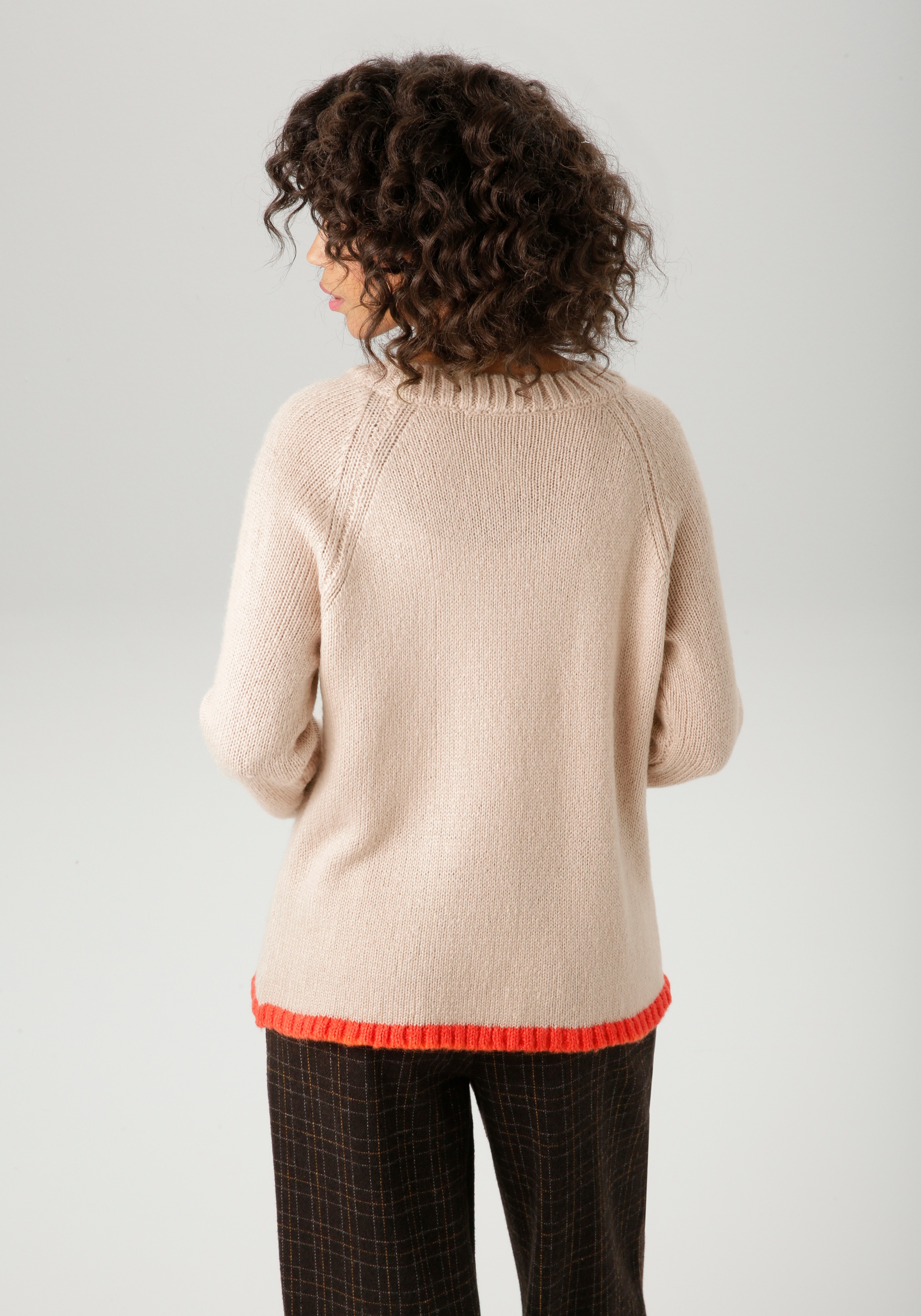 Aniston CASUAL Strickpullover, mit großem Stern im Vorderteil - NEUE KOLLEKTION