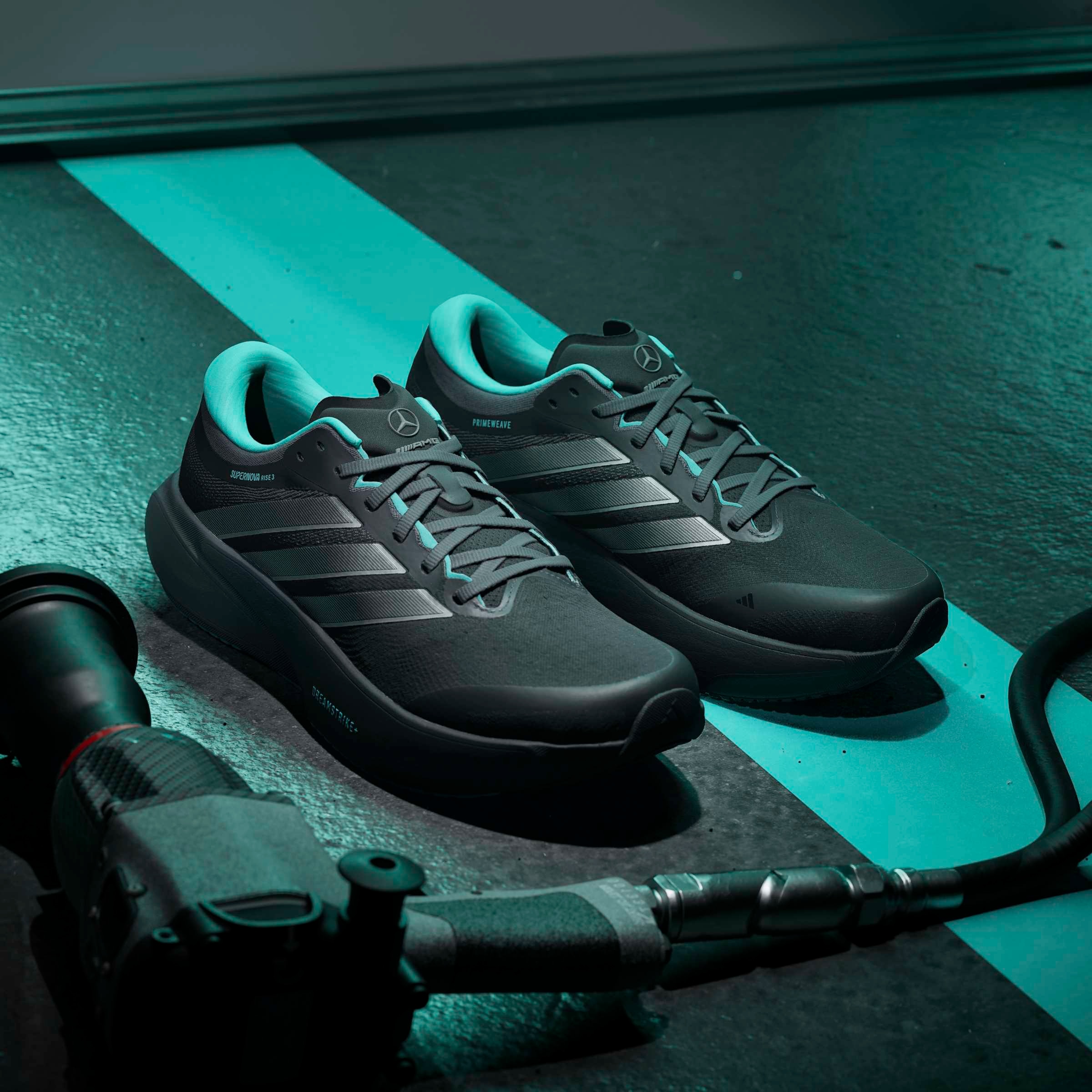 adidas Performance Laufschuh »SUPERNOVA RISE 3 MERCEDES AMG PETRONAS F1 TEAM«  Mercedes AMG Motorsport