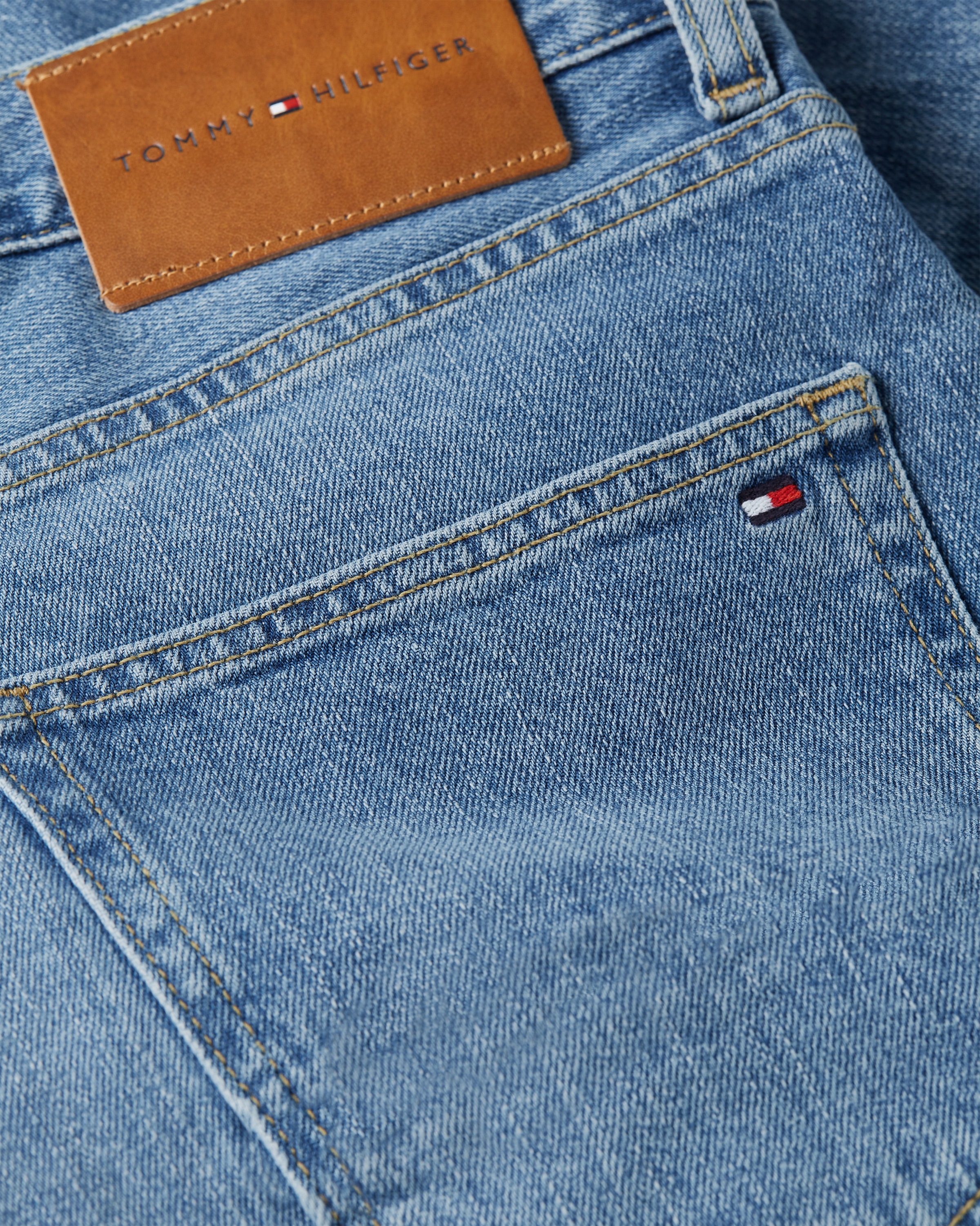 Tommy Hilfiger Straight-Jeans, in blauer Waschung