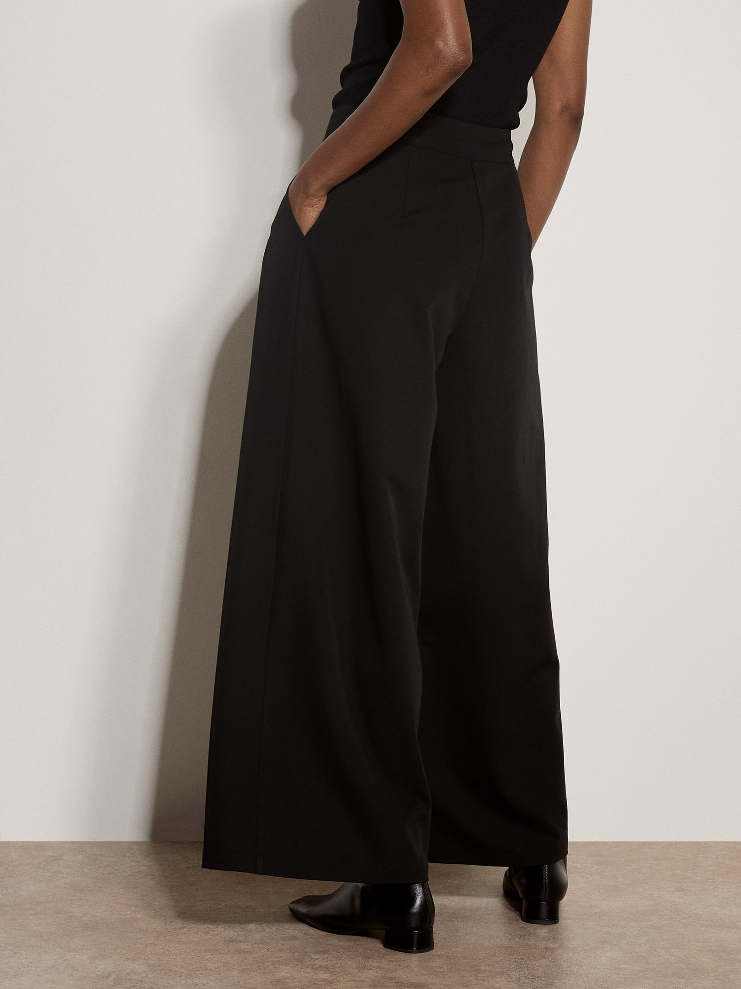 Apricot Stoffhose »Weite Hose«  mit Plissee