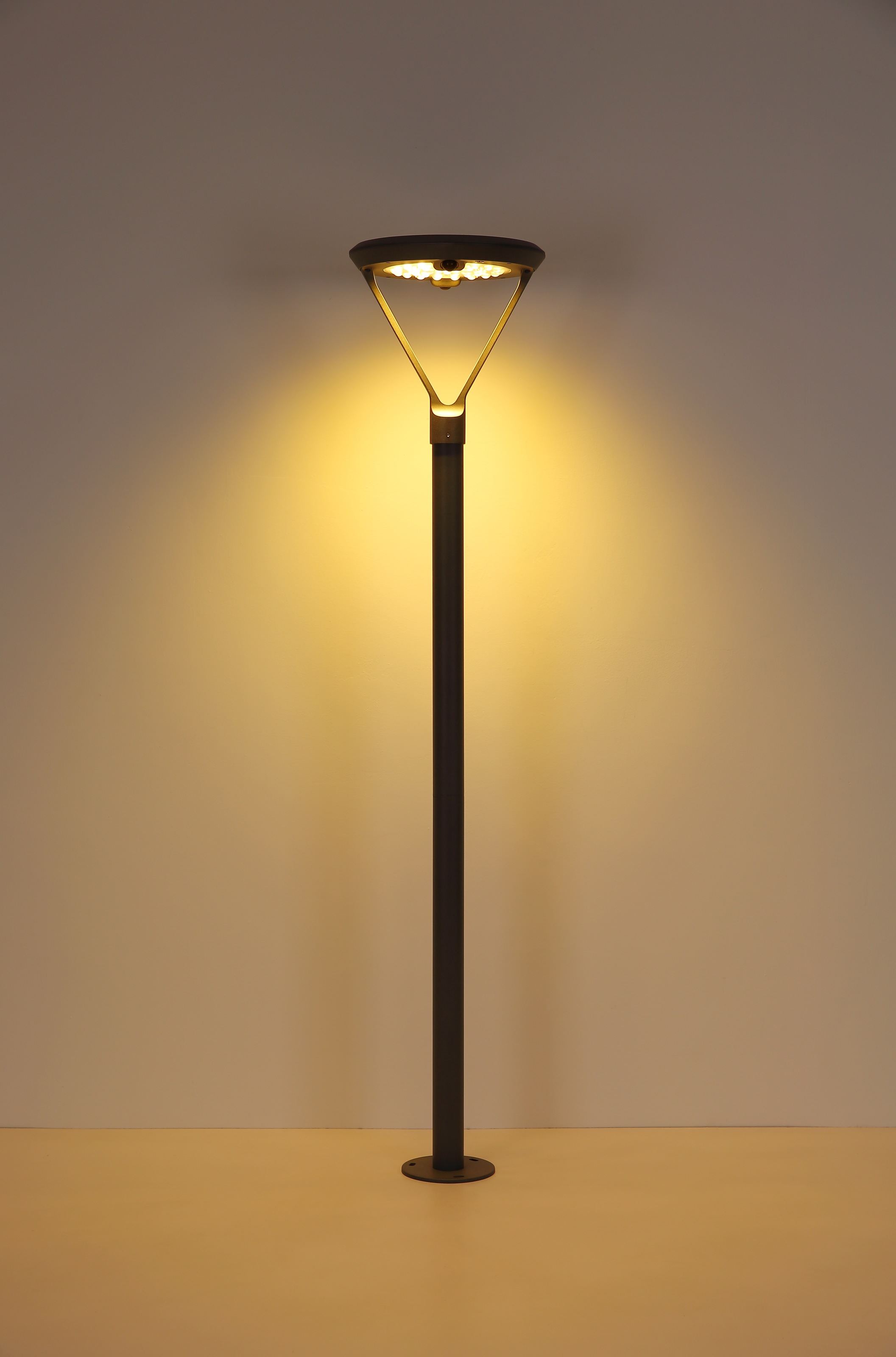 GLOBO LIGHTING LED Solarleuchte »SOLARLEUCHTE ALUMINIUM DRUCKGUSS GRAU, 1XLED« LED-Modul 1 Stk. Warmweiß