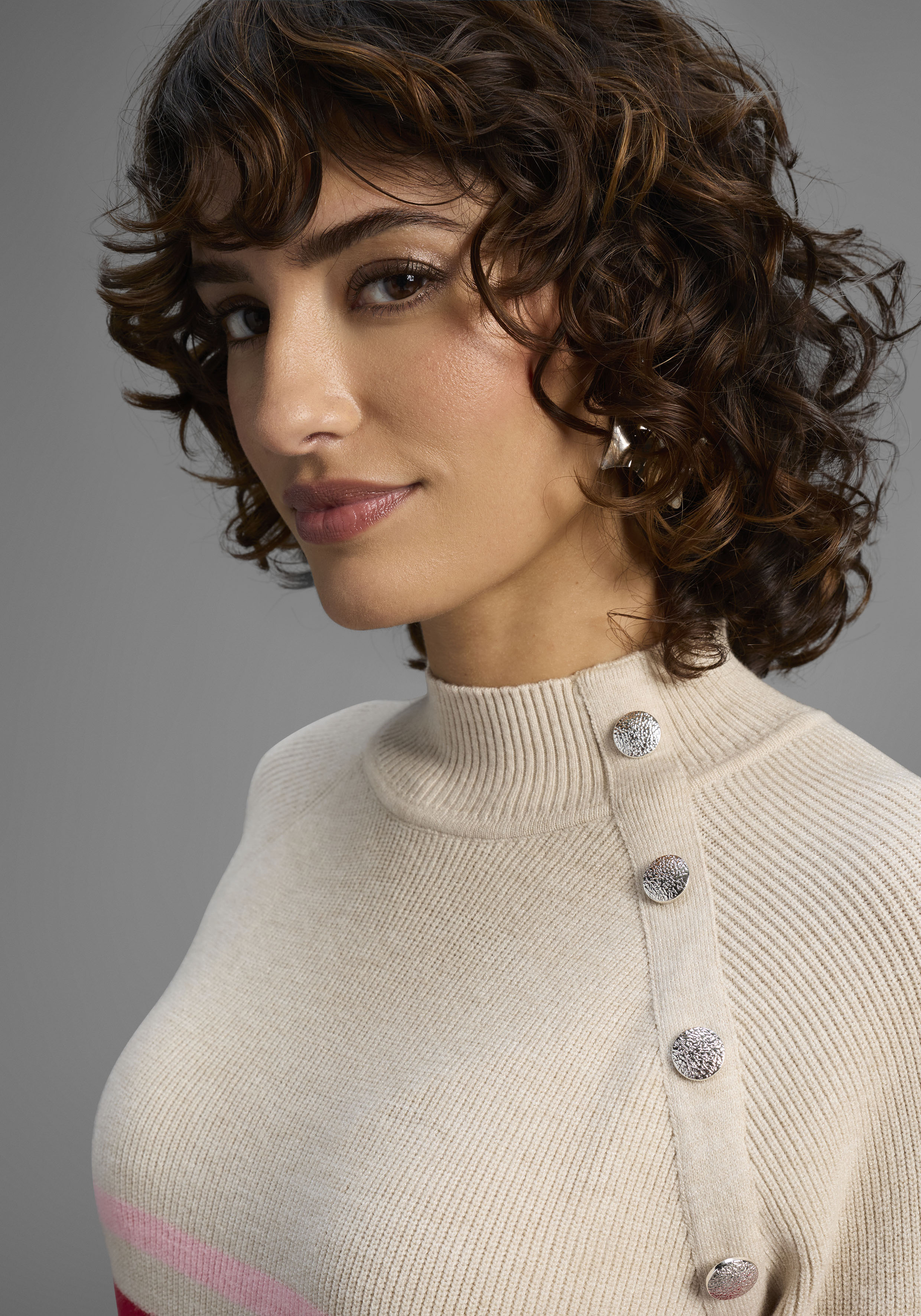 Thumbnail - Laura Scott Strickpullover in trendy Streifendesign mit Zierknöpfen - NEUE KOLLEKTION