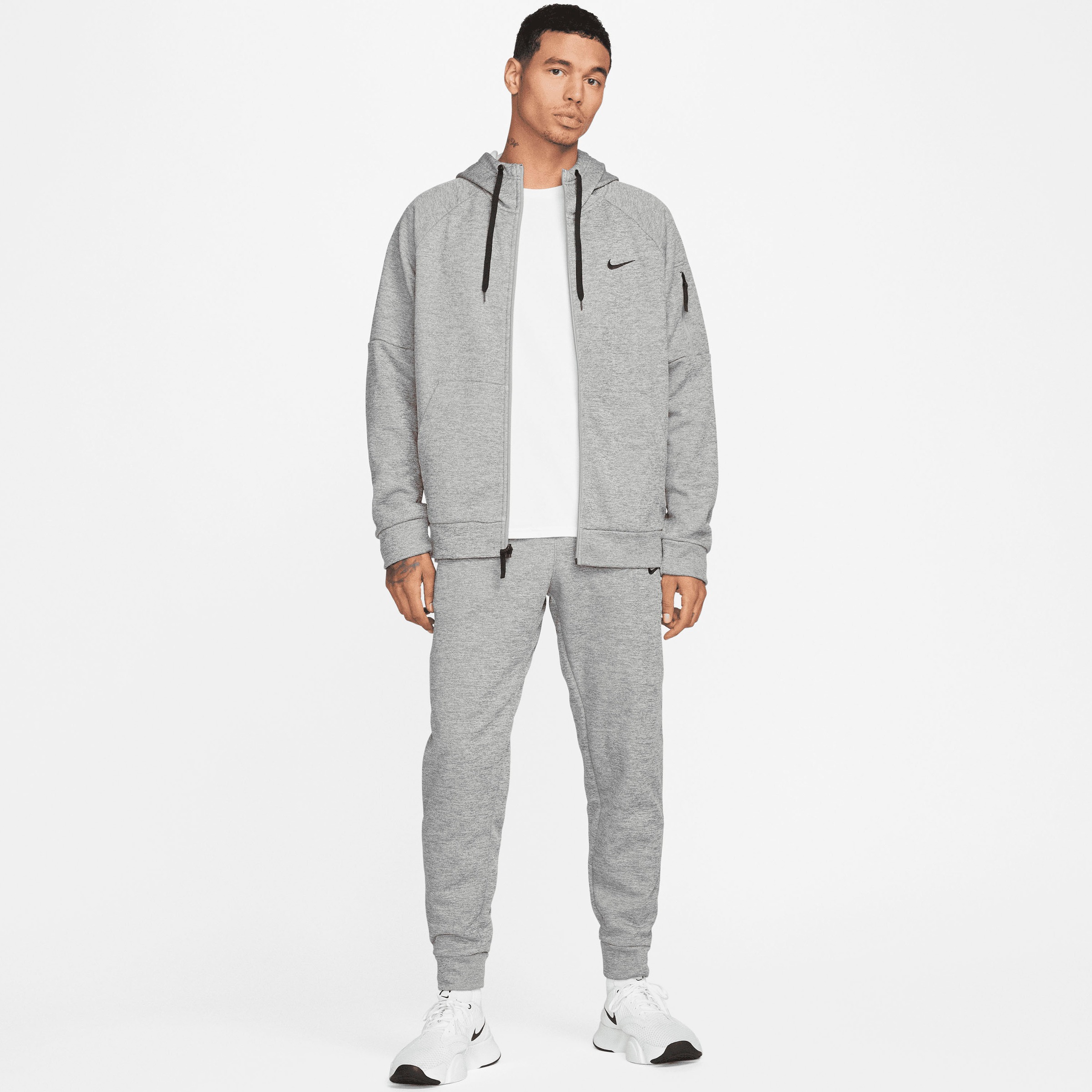 Nike Kapuzensweatjacke »THERMA-FIT MEN'S FULL-ZIP FITNESS HOODIE« kaufen