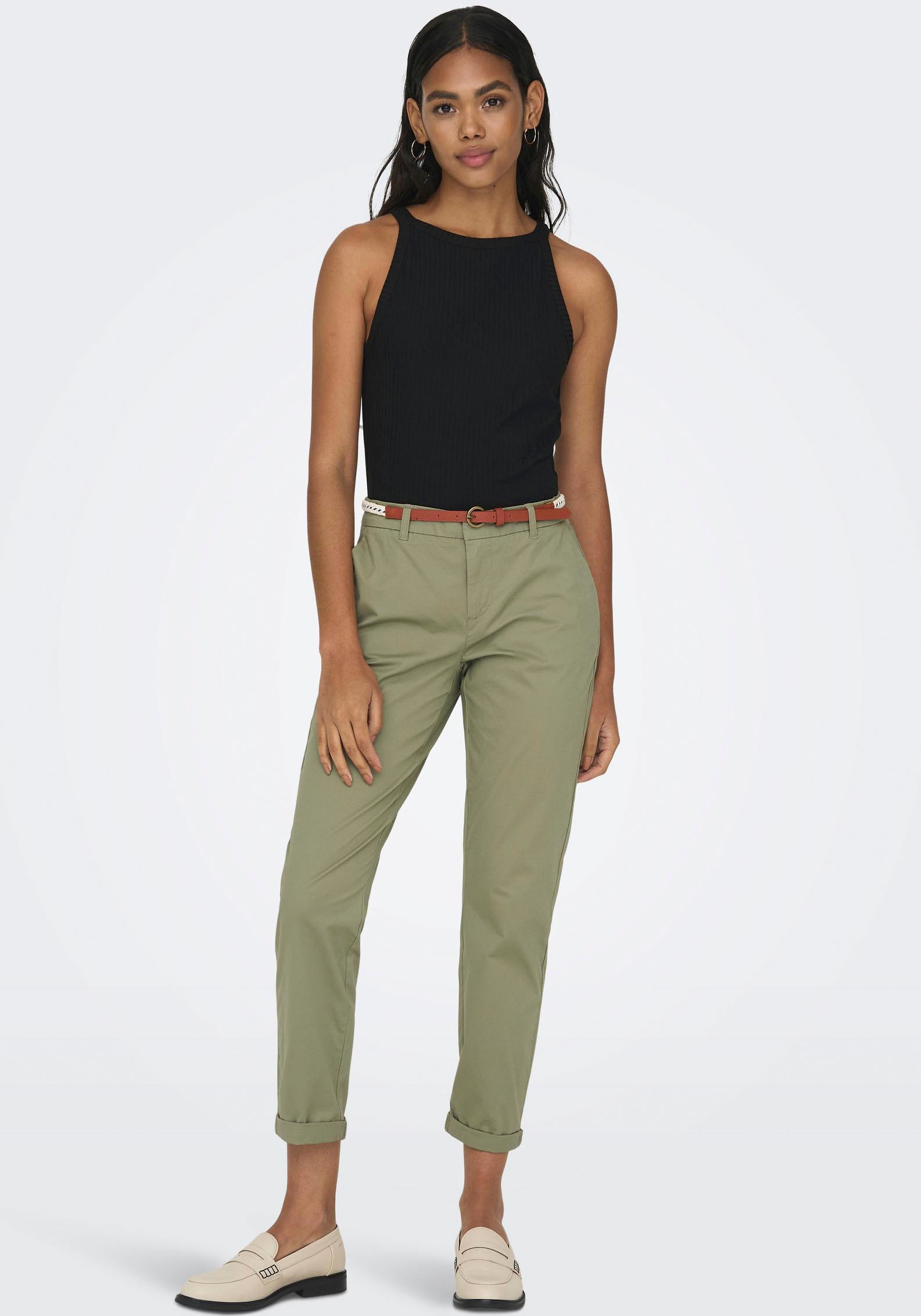 Thumbnail - ONLY Chinohose "ONLBIANA COTTON BELT CHINO CC PNT", knöchellange Form mit Umschlagsaum