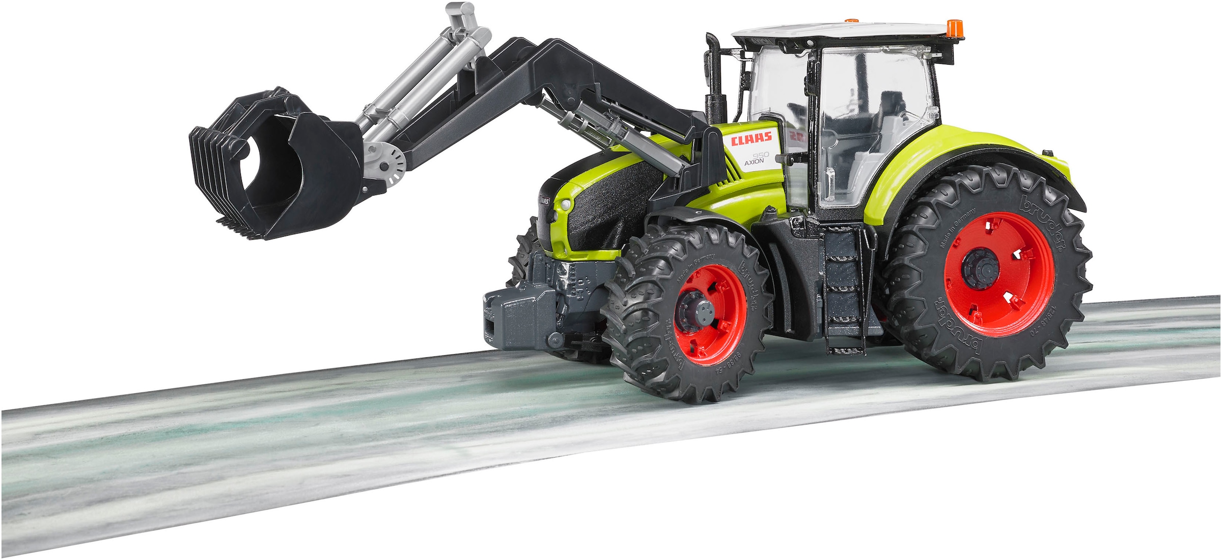Bruder® Spielzeug-Traktor »Claas Axion 950 mit Frontlader (03013)«, Made in Europe