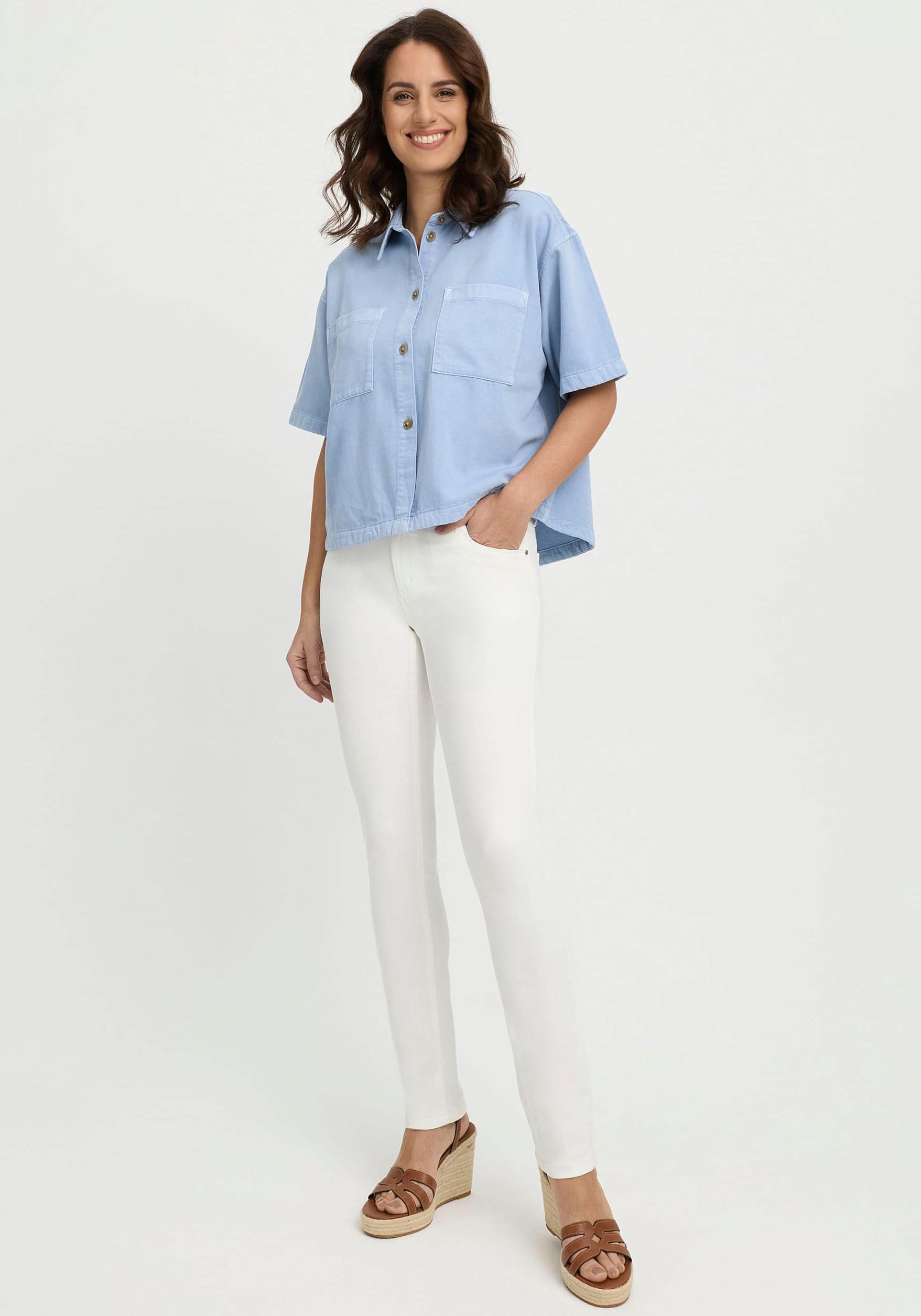 wonderjeans Slim-fit-Jeans "Classic" mit Logostickerei günstig online kaufen