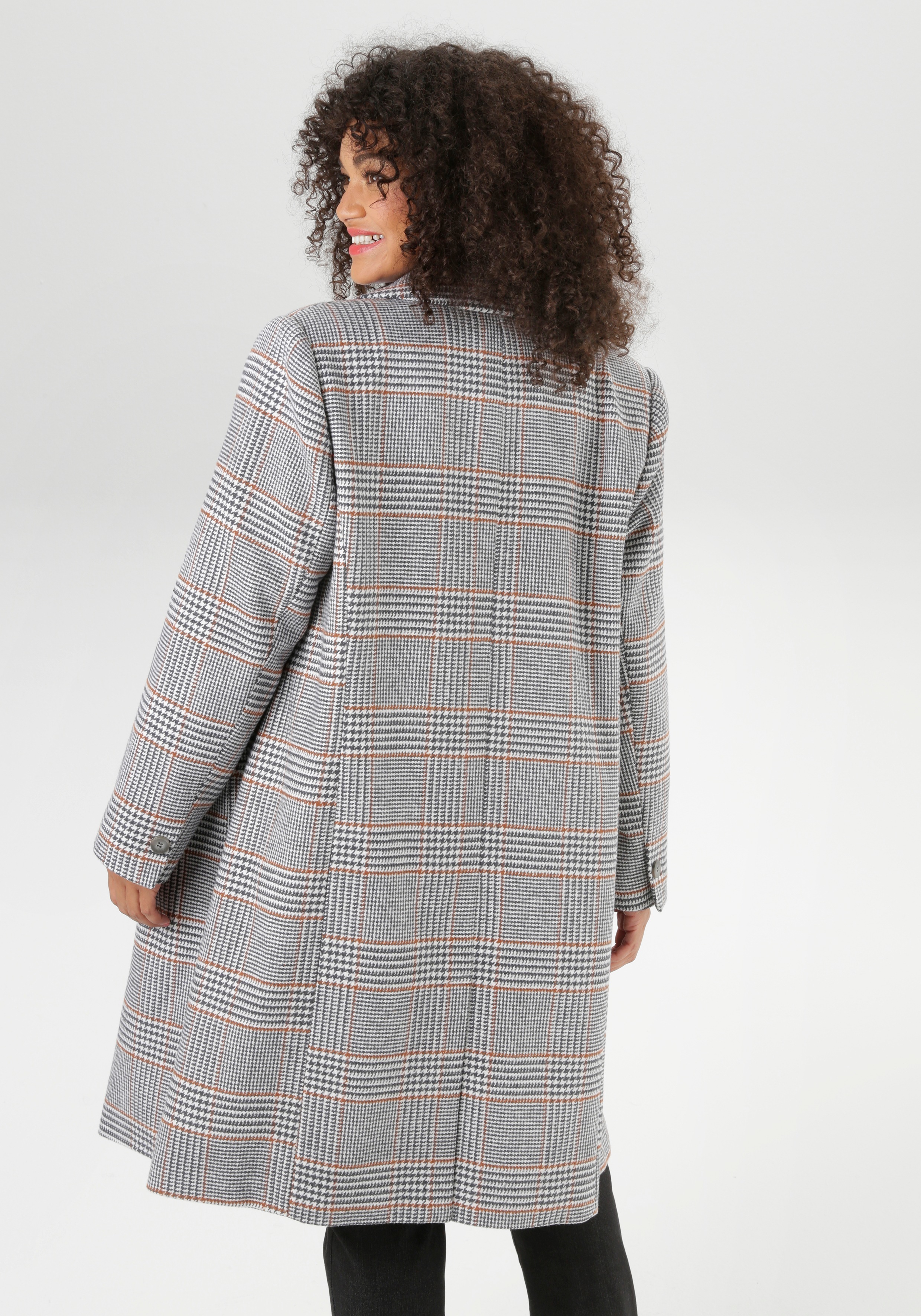 Thumbnail - Aniston PLUS Kurzmantel in ausdrucksvollem Karo-Dessin