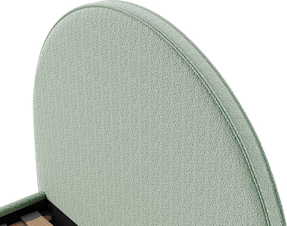 Vipack »Moon, mit flauschigem Bouclé Stoff in verschiedenen Farben« B/H/T ca. 147x132x212cm, gebogenes Kopfteil, Füße Massivholz,  inkl. Rolllattenrost, wahlweise 2 Breiten und verschiedene Farben