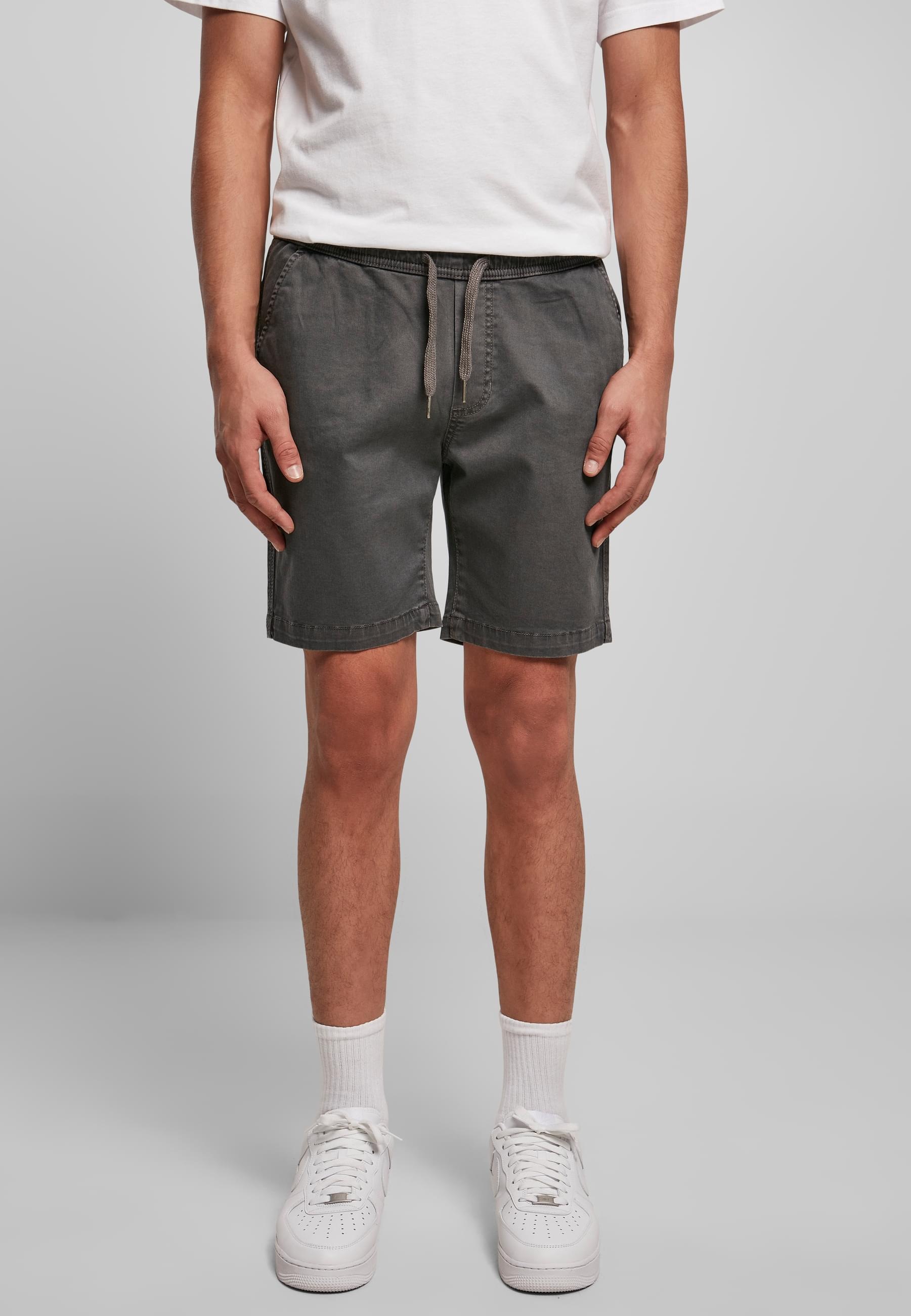 URBAN CLASSICS Stoffhose »Urban Classics Herren Stretch Twill Joggshorts«, (1 tlg.)
