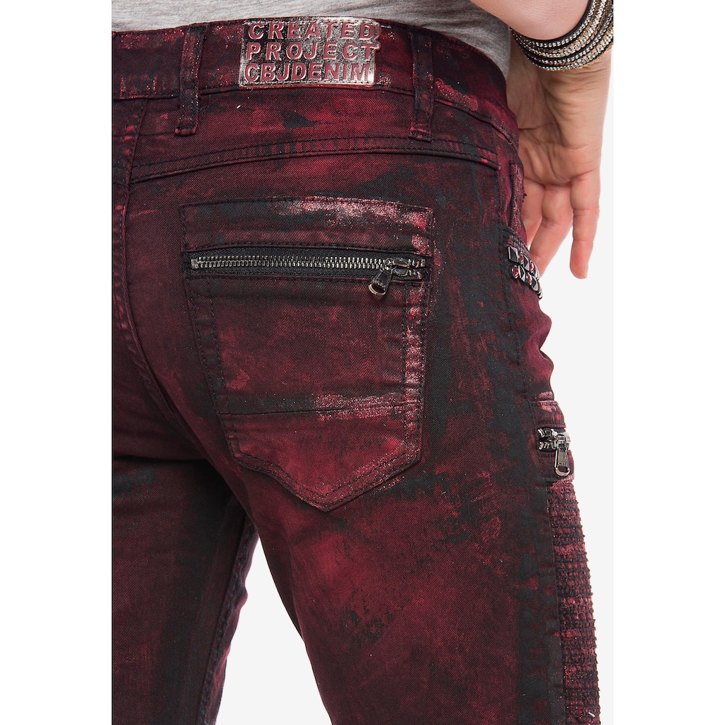 Cipo & Baxx Bequeme Jeans, mit ausgefallenem Nietenbesatz in Slim Fit