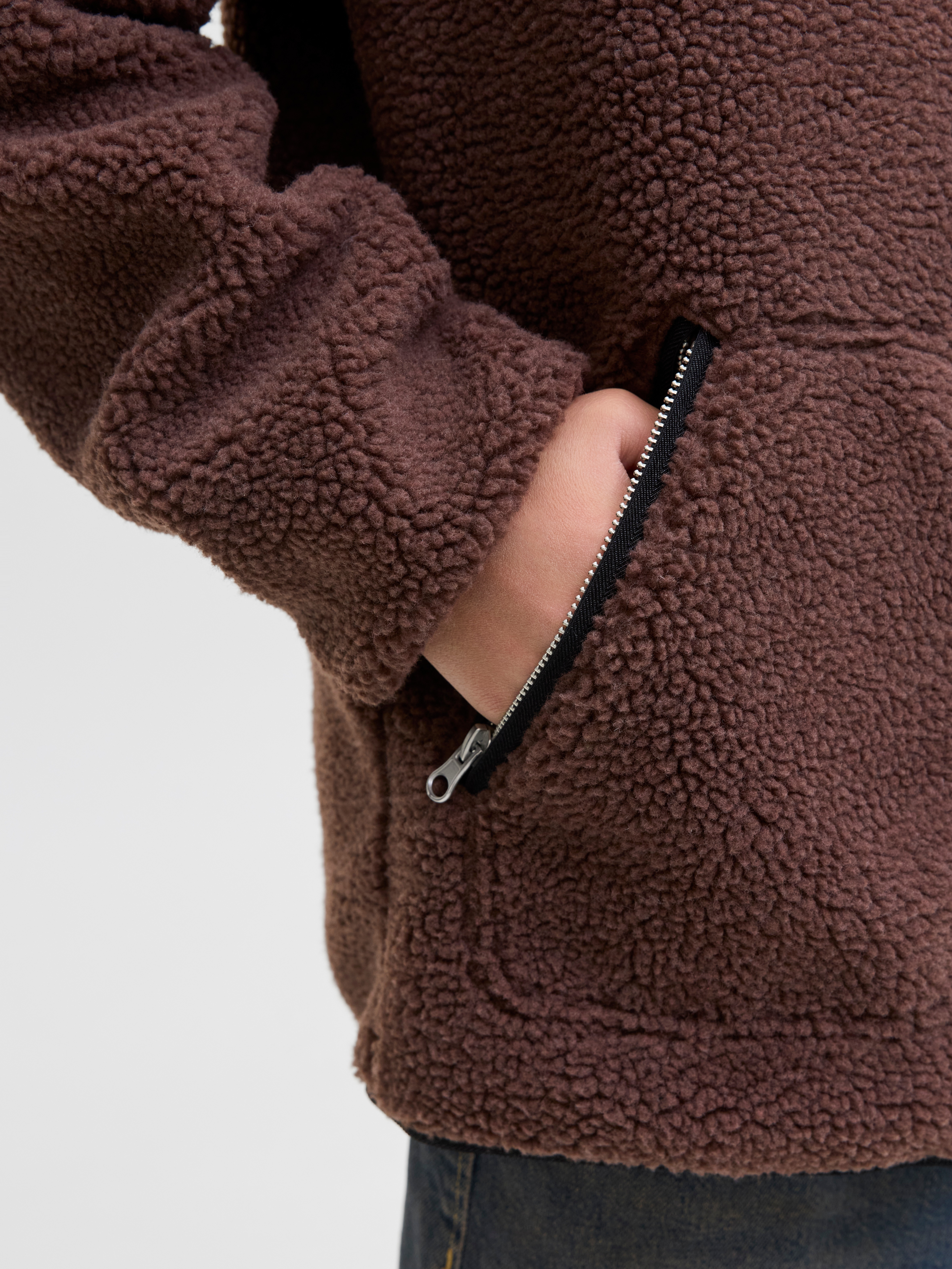 Thumbnail - Jack & Jones Junior Fleecejacke "JORNORREBRO TEDDY JACKET JNR" ohne Kapuze Mit stylischem Muster