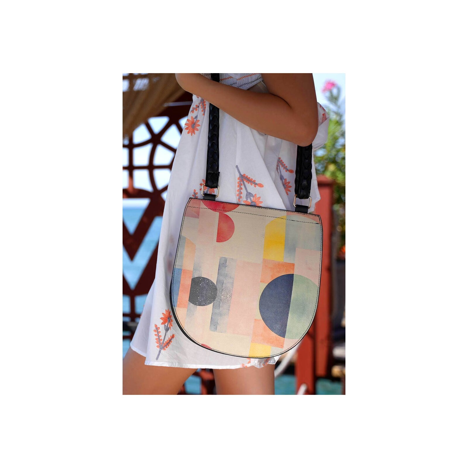 DOGO Umhängetasche »Ivy Bag Umhängetasche Geometric Shapes Damen Schultertasche« Handgefertigt