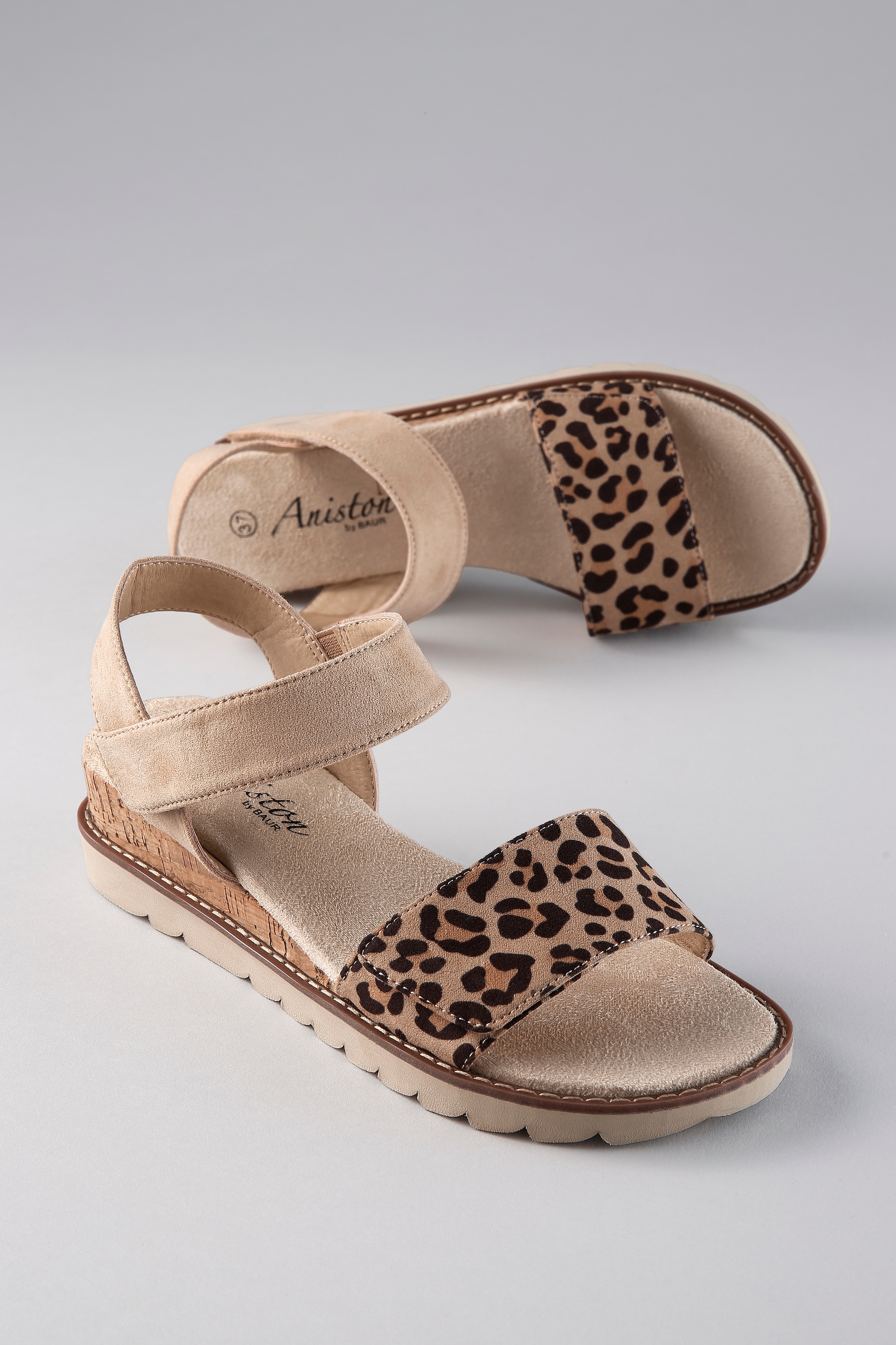 Aniston SHOES Sandale Sommerschuh, Klettschuh, Keilabsatz - NEUE KOLLEKTION günstig online kaufen