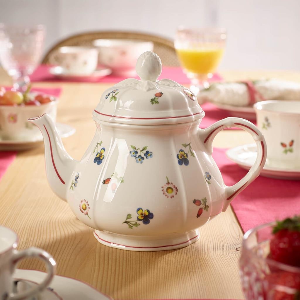 Villeroy & Boch Geschirr-Set »Teeservice Petite Fleur 13er Set weiß« Spülmaschinengeeignet, Mikrowellengeeignet