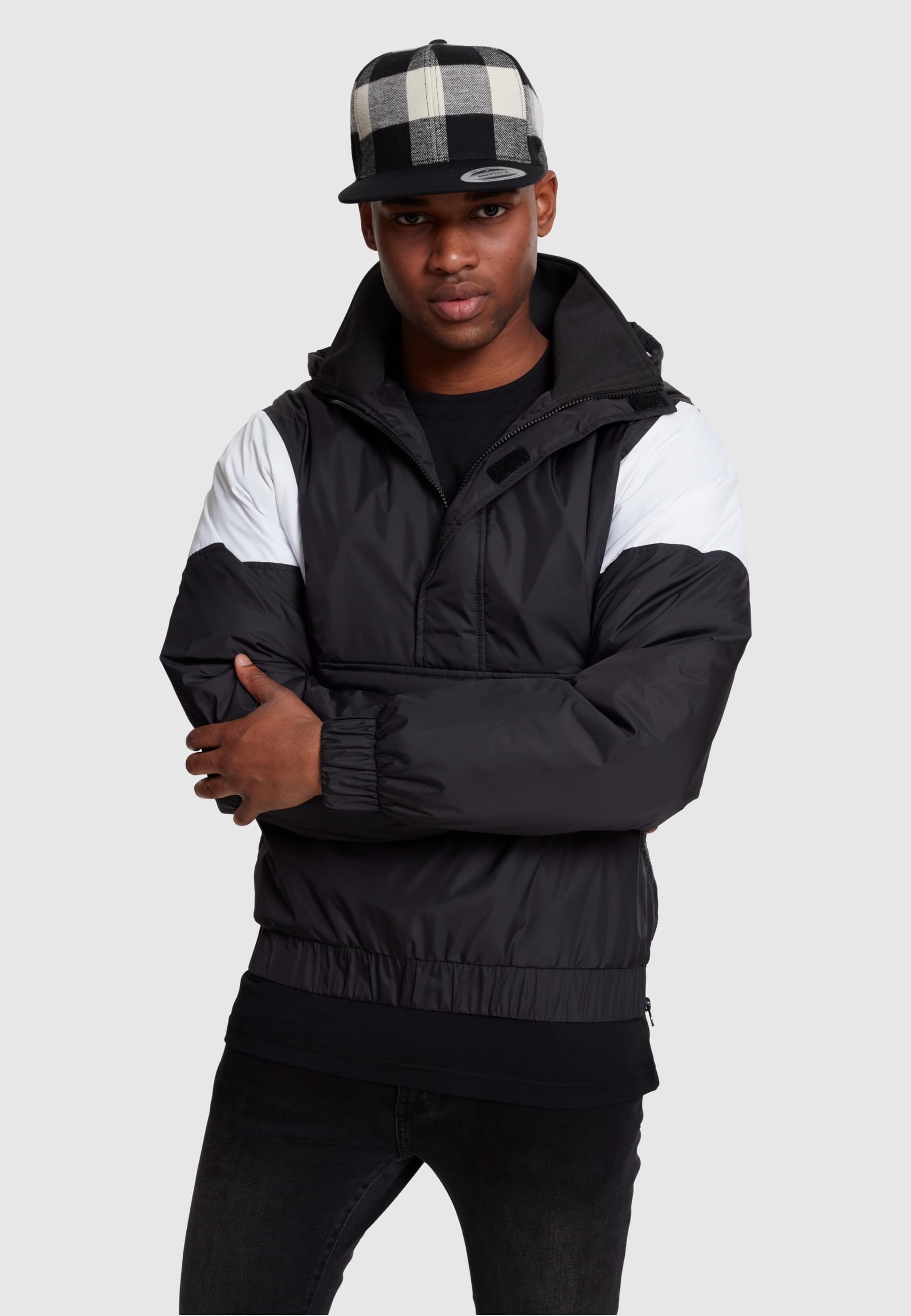 URBAN CLASSICS Winterjacke »Urban Classics Herren 2-Tone Pull Over Jacket«, (1 St.), mit Kapuze