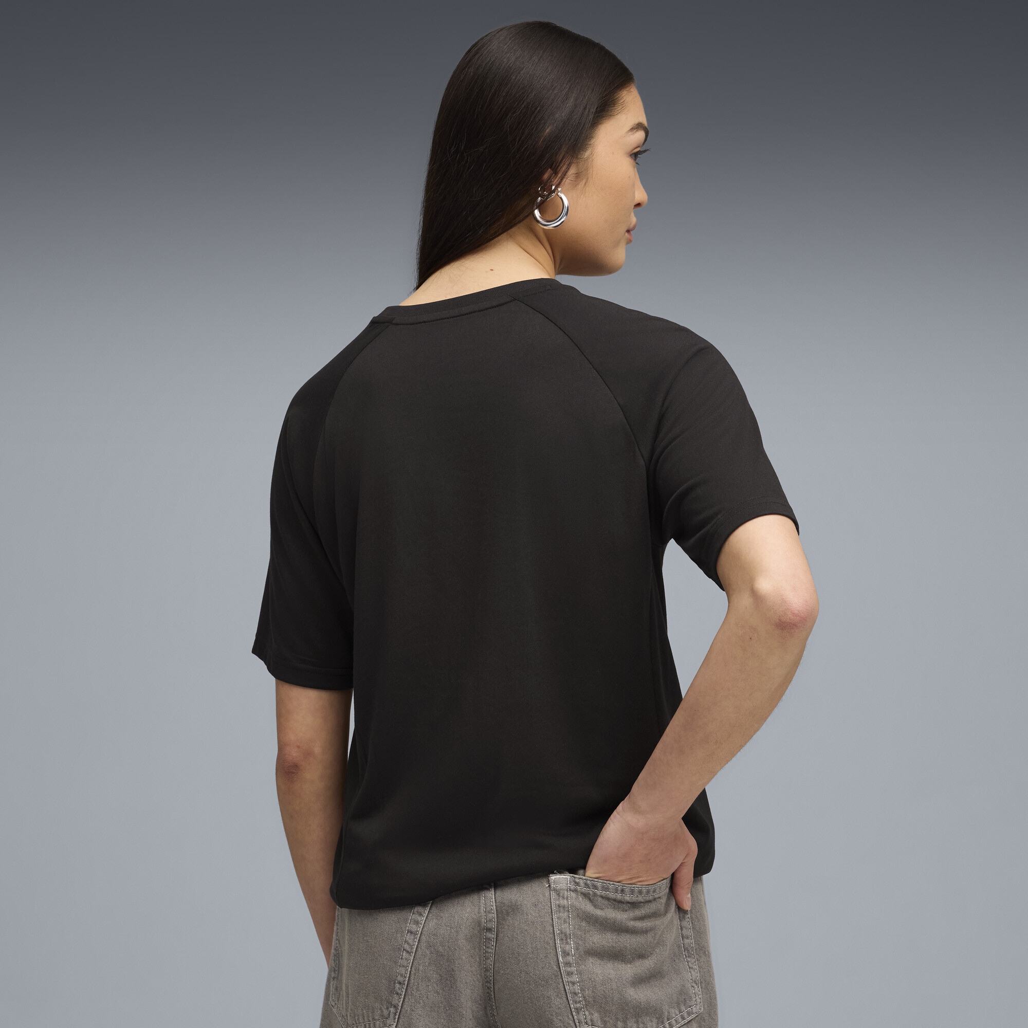 PUMA T-Shirt »Evostripe Relaxed Graphic T-Shirt Damen«