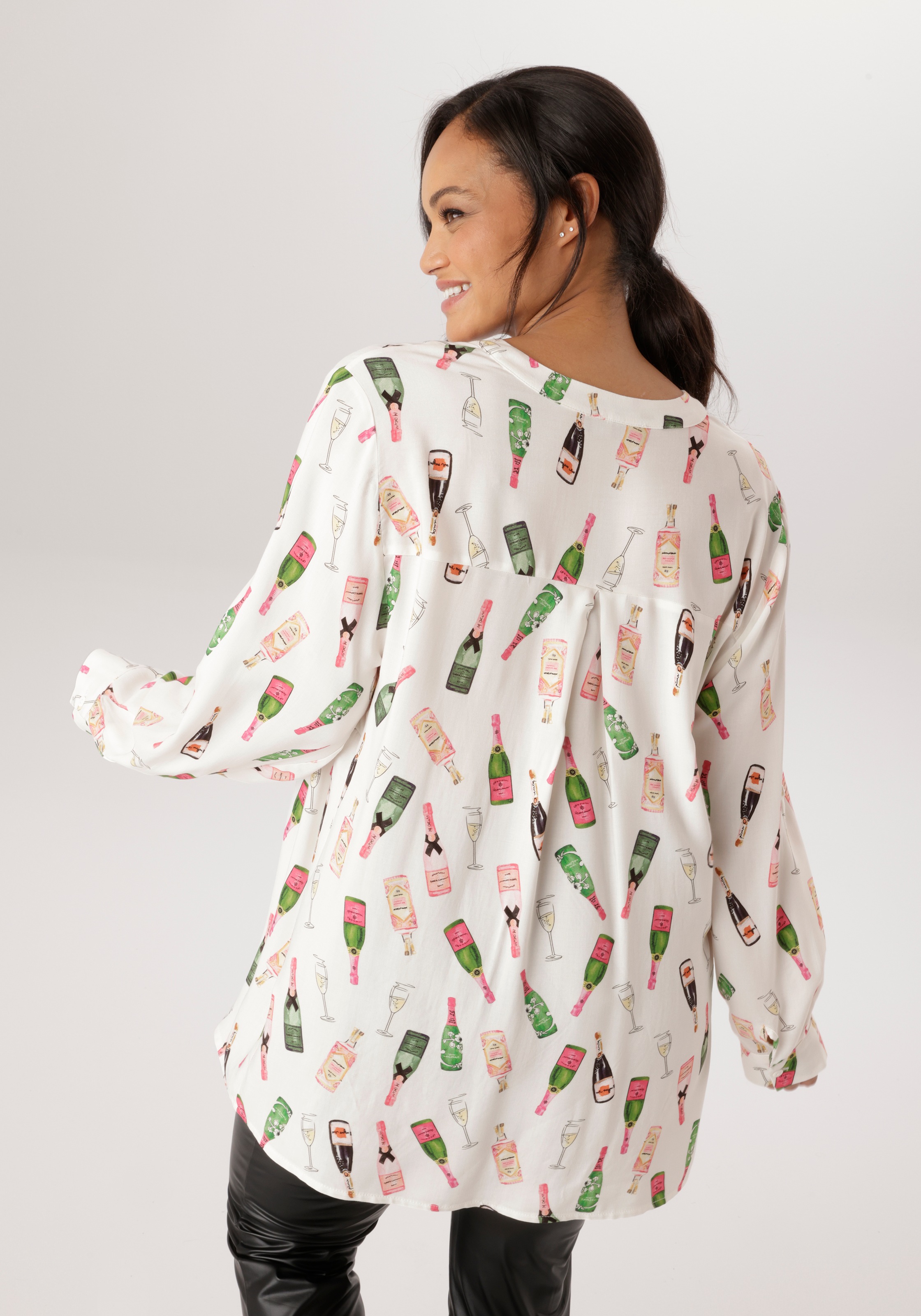 Aniston PLUS Schlupfbluse mit Sektfläschchen bedruckt günstig online kaufen